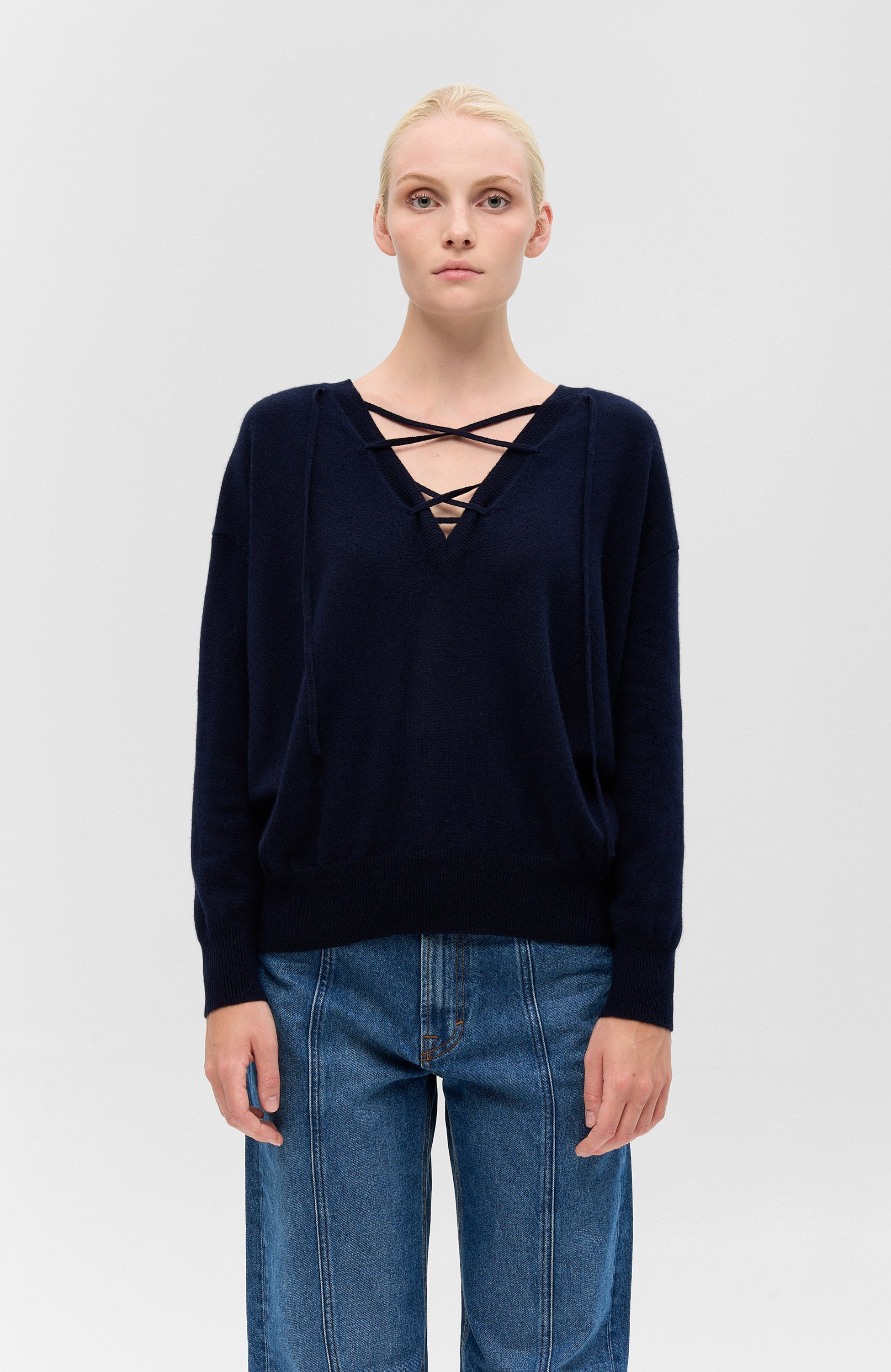 Lisa yang Navy V-neck cashmere jumper erna image 1