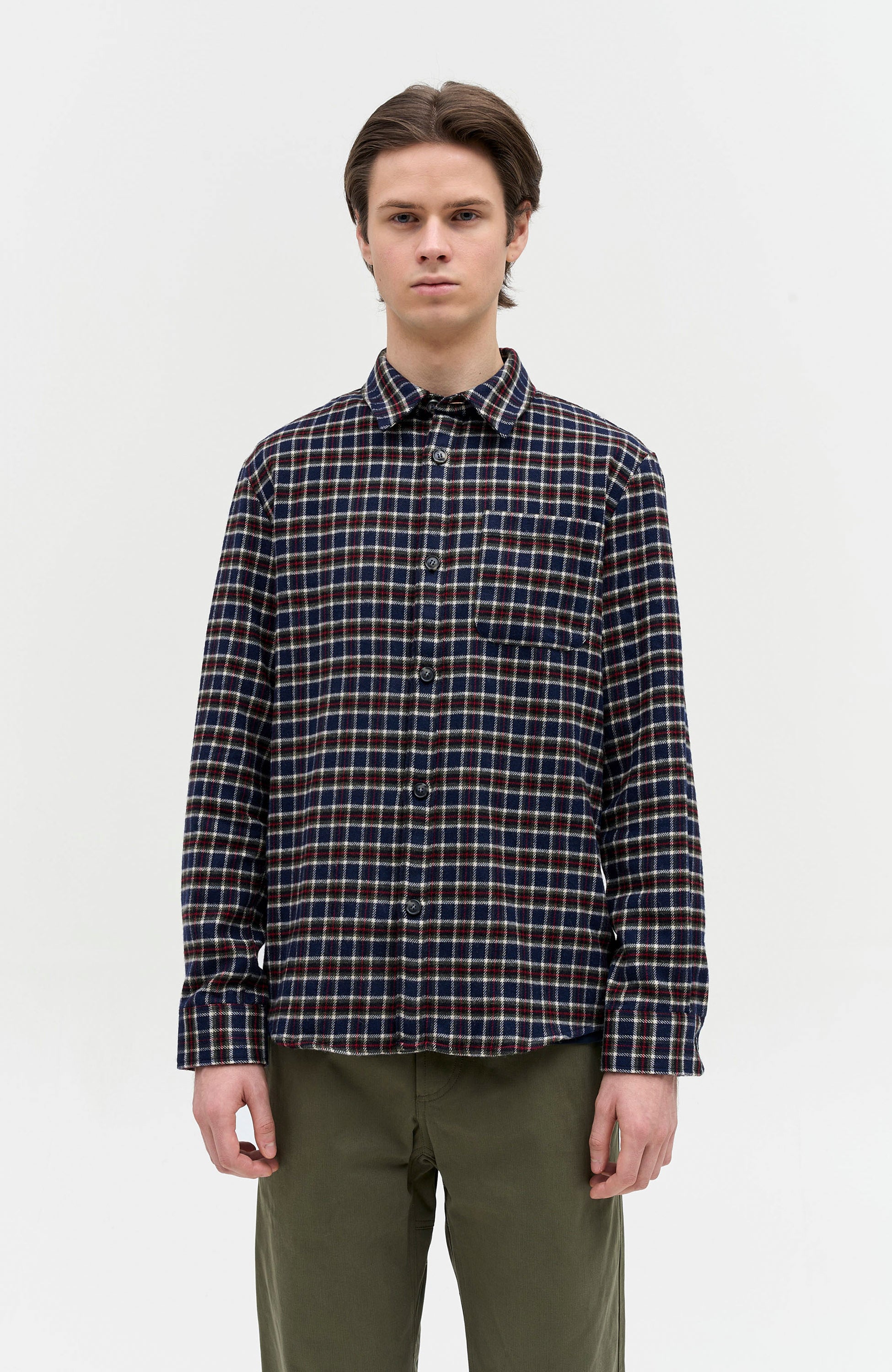 Wełniany overshirt w kratę TREK