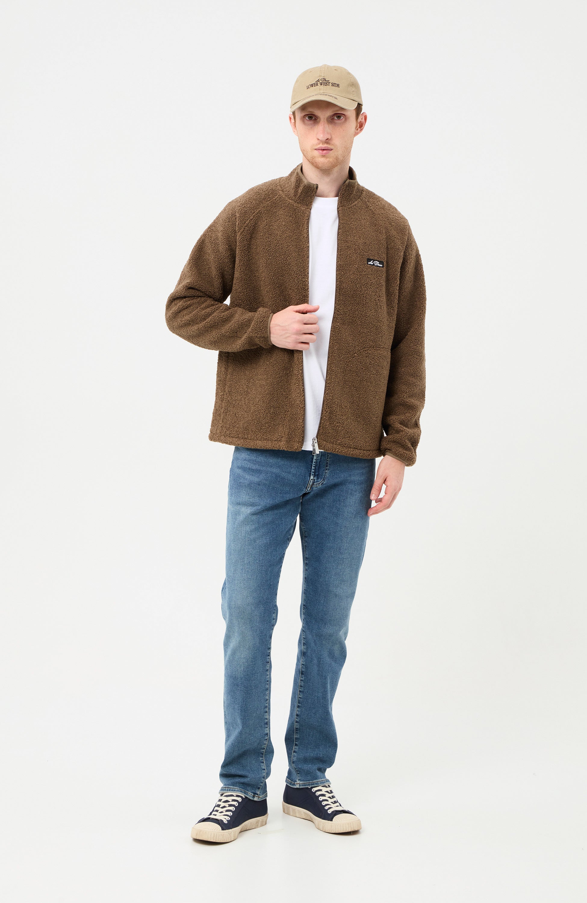 Les deux Brown Teddy jakk creed image 7