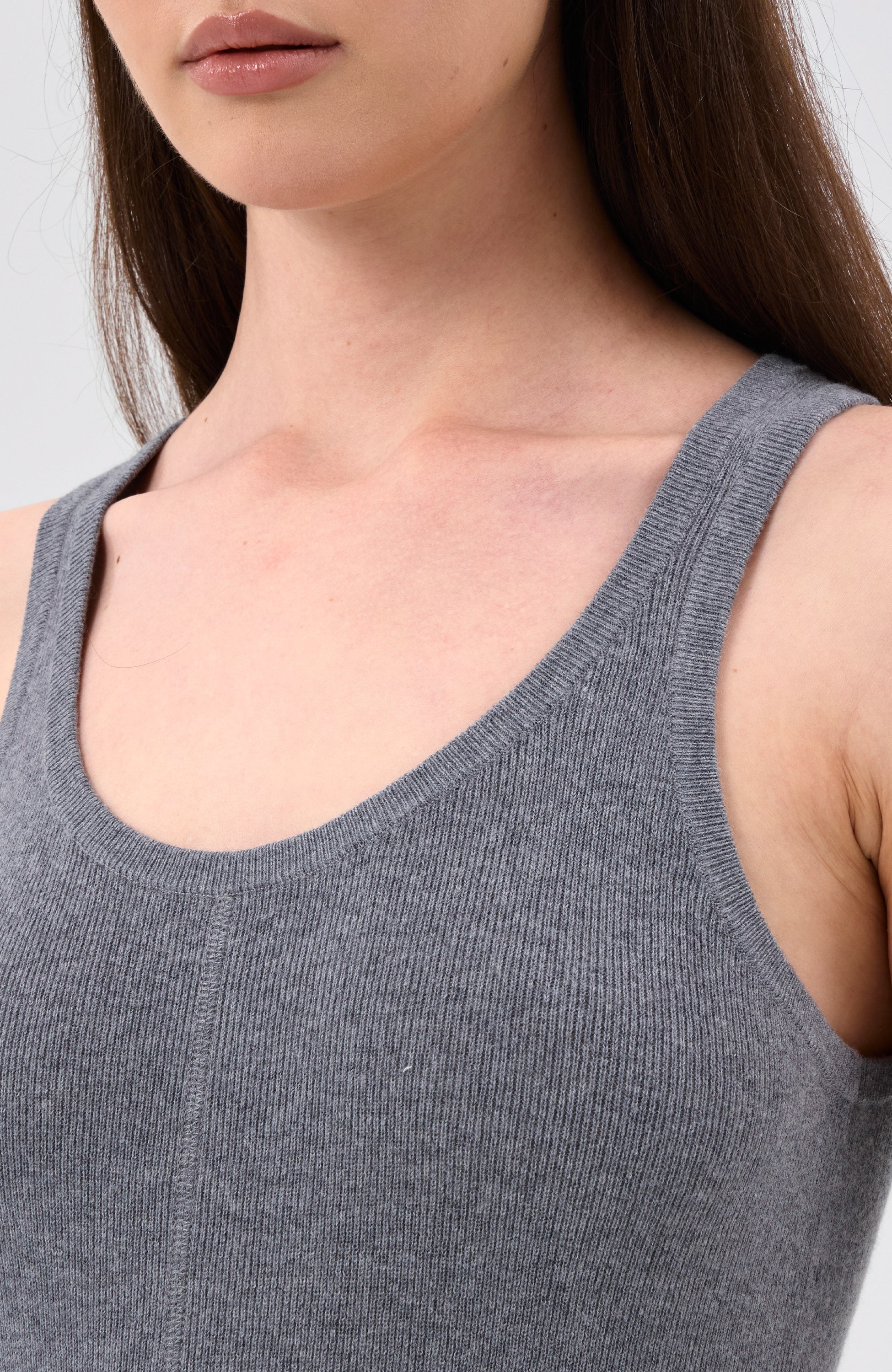 Lisa yang Grey Cashmere tank top meng image 5
