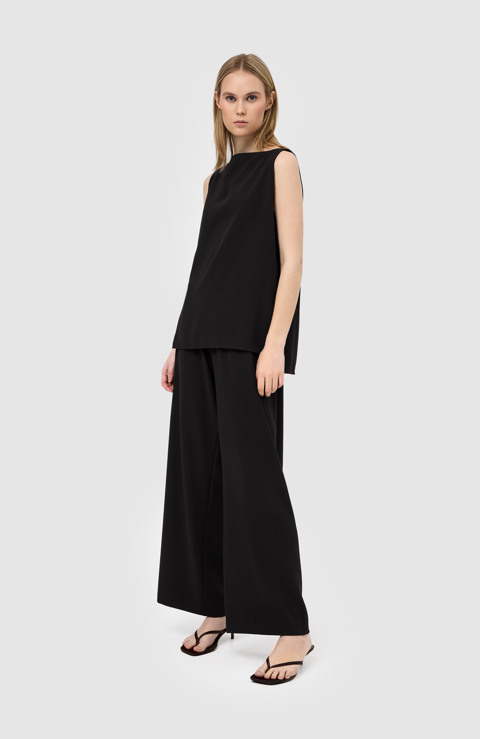 House of dagmar Black Sleeveless crepe top image 6