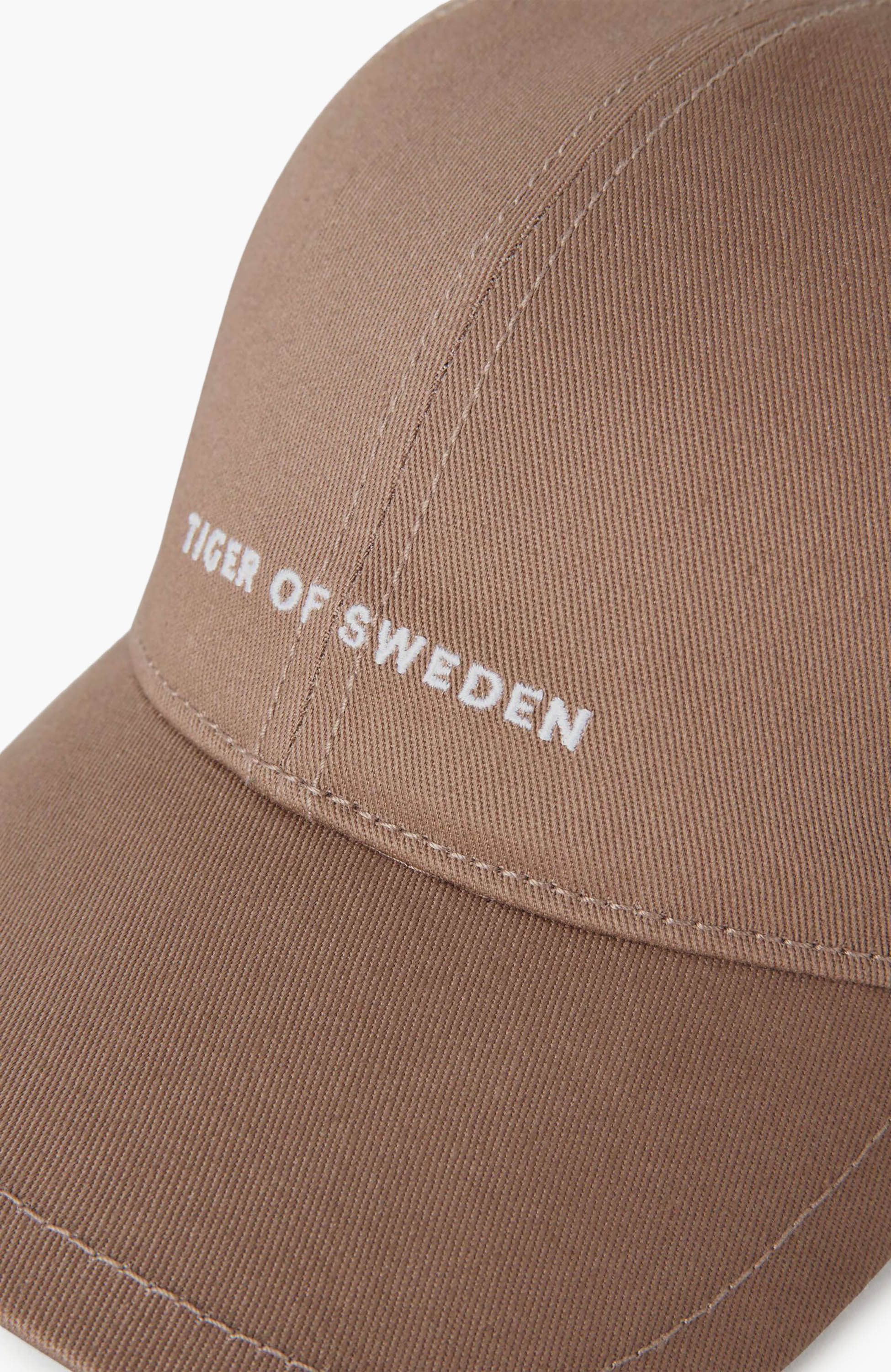 Czapka z naszywką ze skóry HENT L