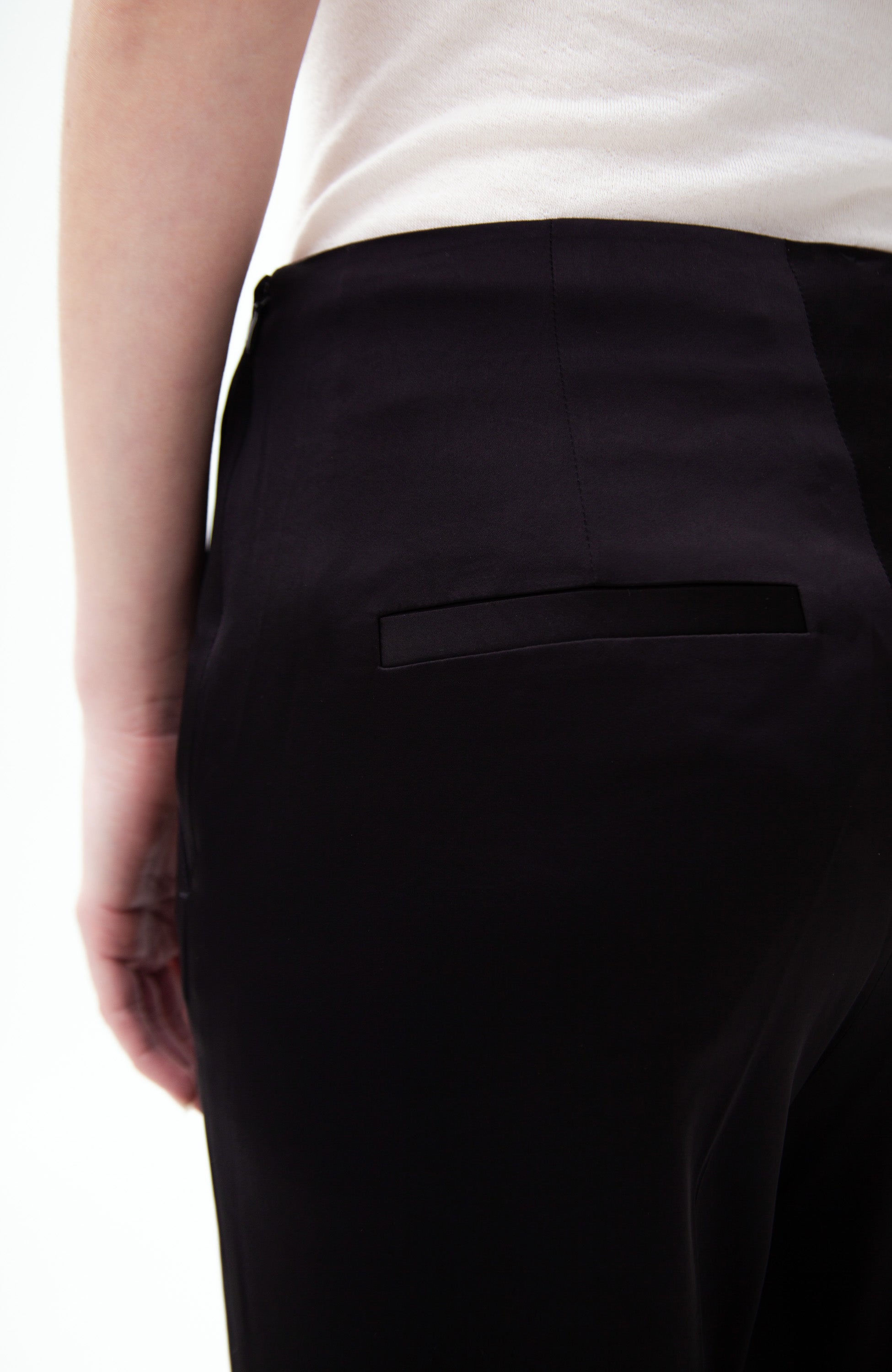 Tiger of sweden Black Straight-leg satin trousers eedit image 6