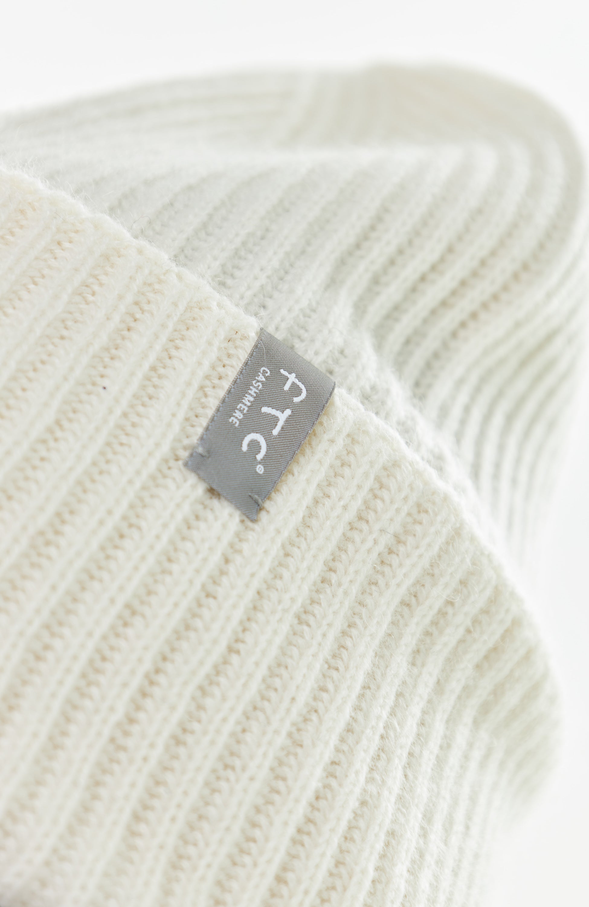 Ftc cashmere White Kootud beanie-müts image 3