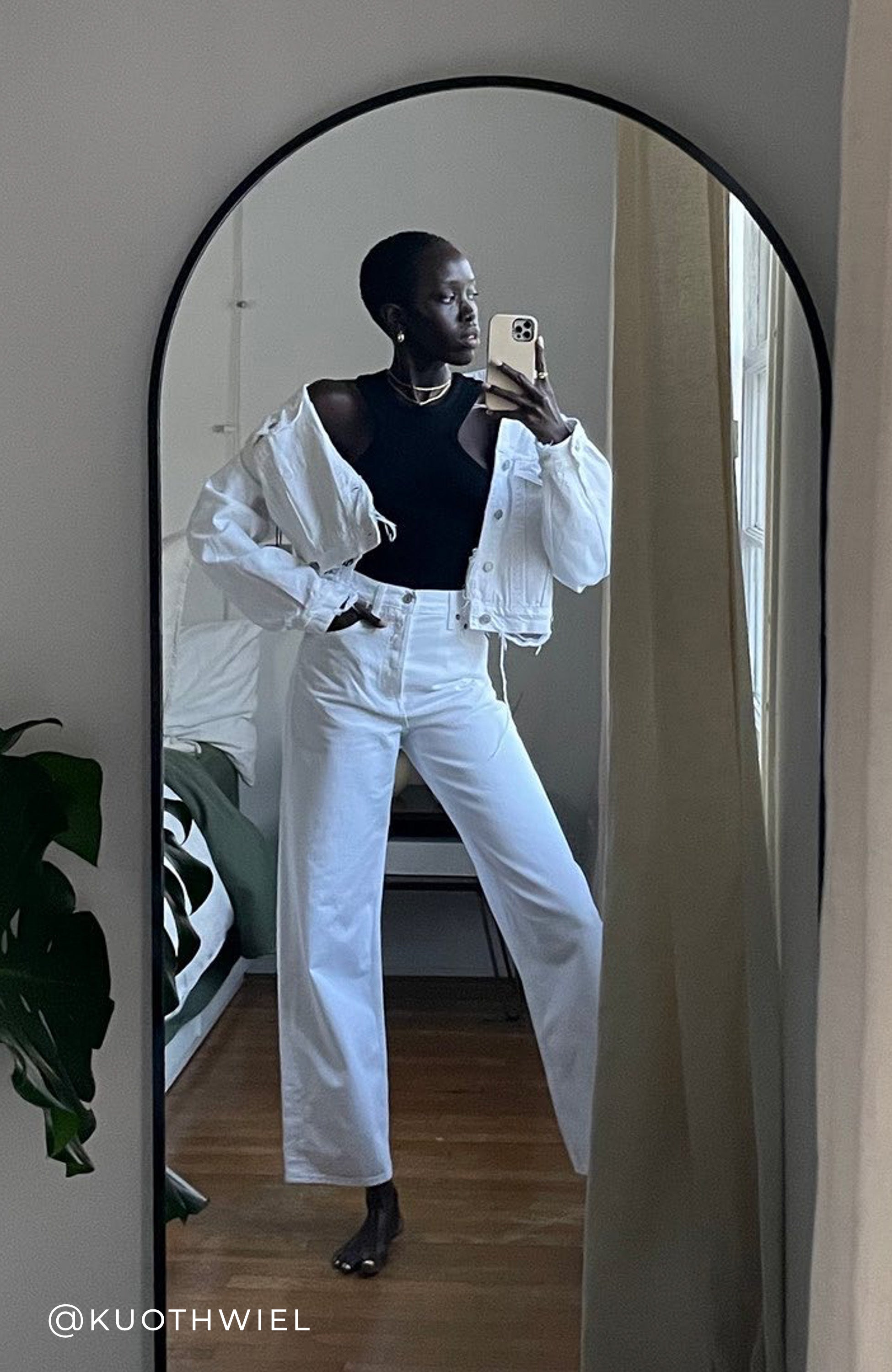 Agolde White Shrunken denim jacket charli image 7