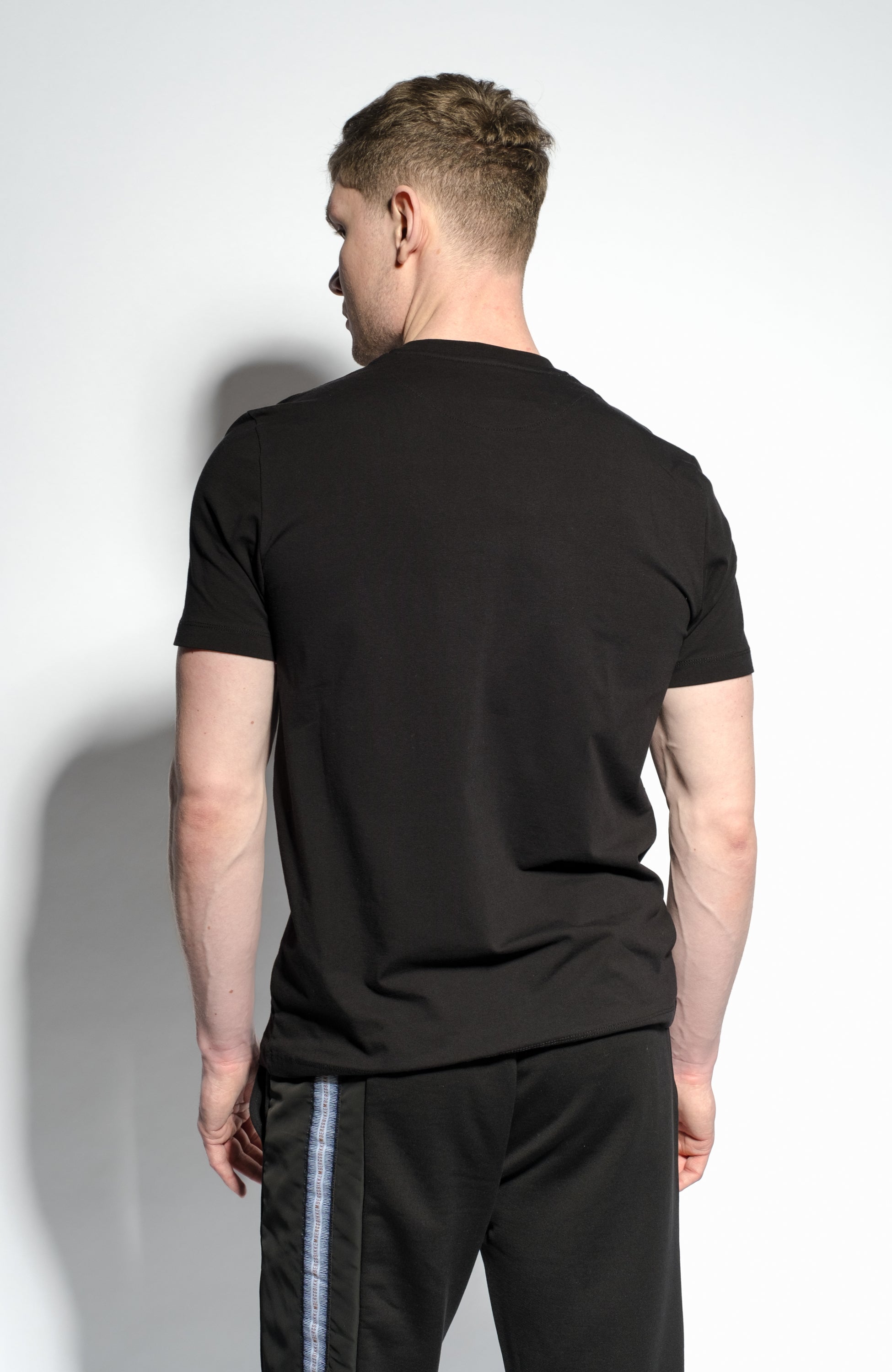 Flock logo-pattern t-shirt