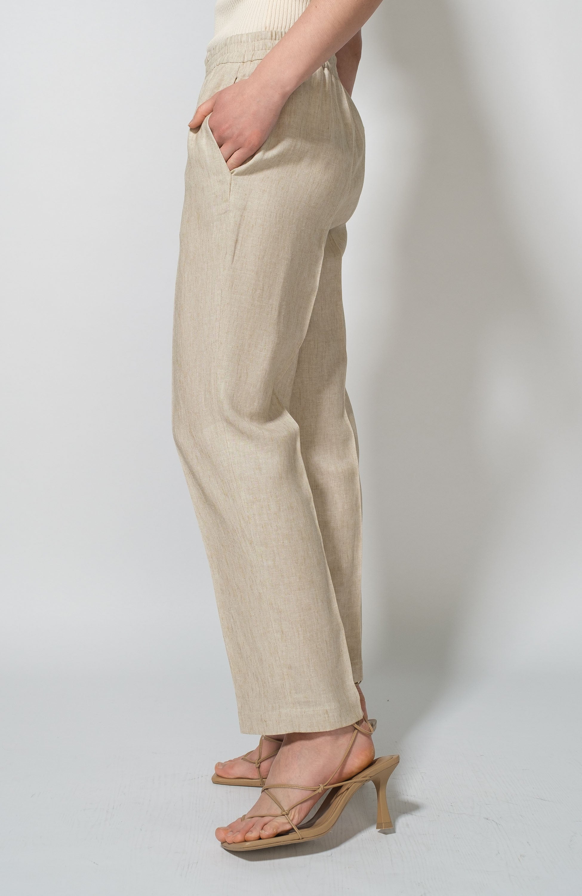 Straight linen trousers