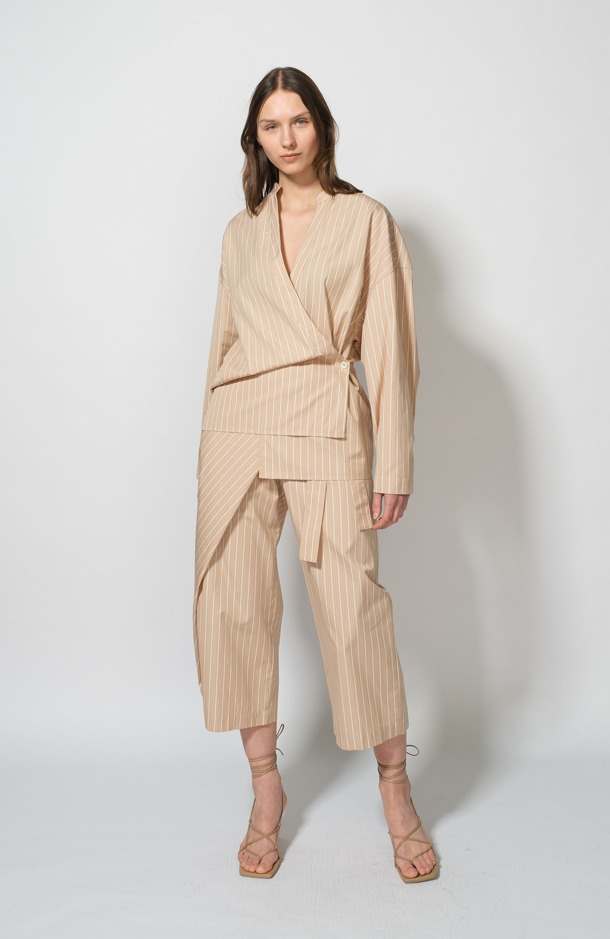 Assymetric cotton blouse