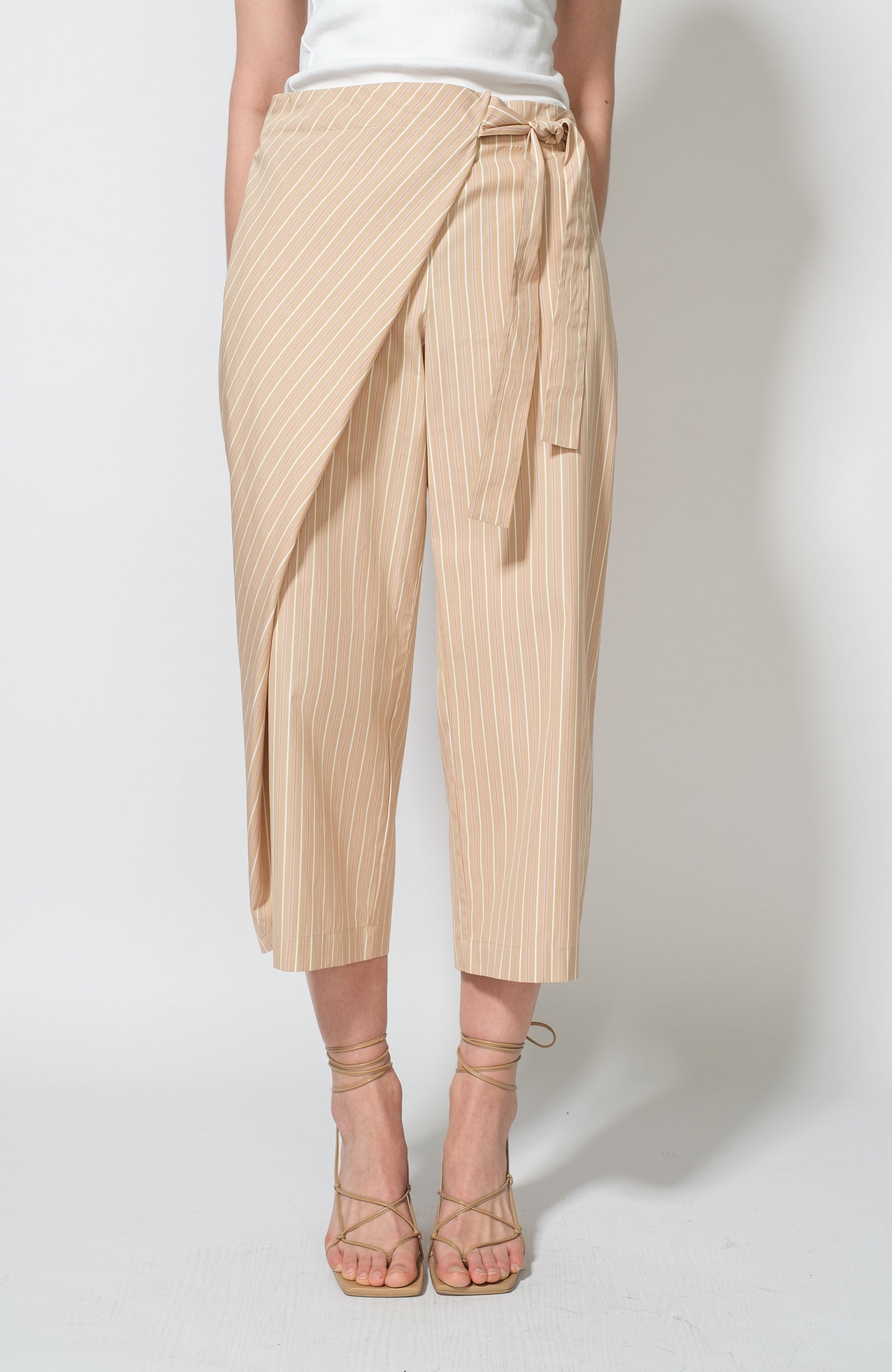 Erika cavallini Beige Wrap cropped trousers image 3