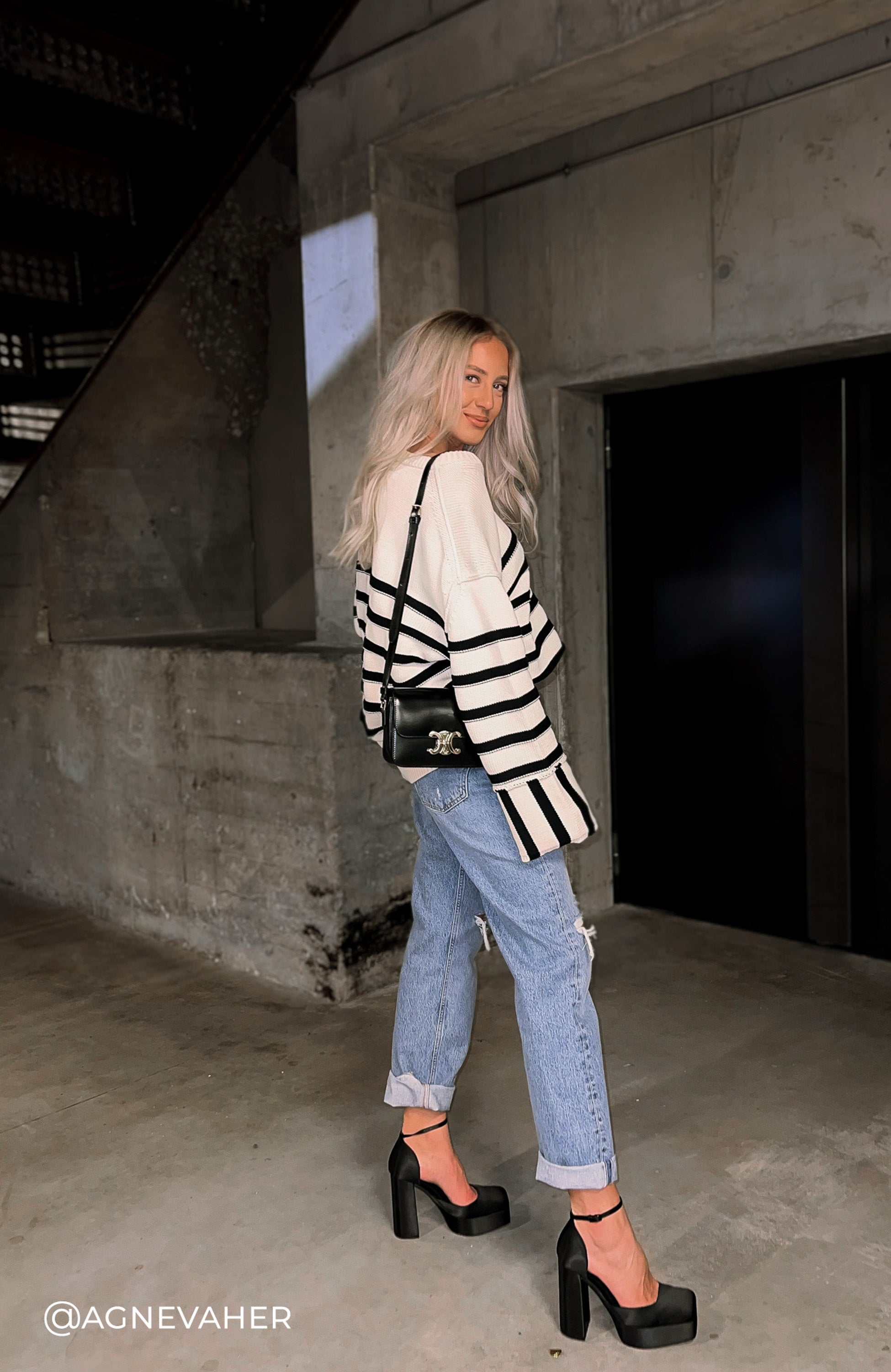 Agolde Blue Ripped high-rise straight jeans 90's pinch image 8