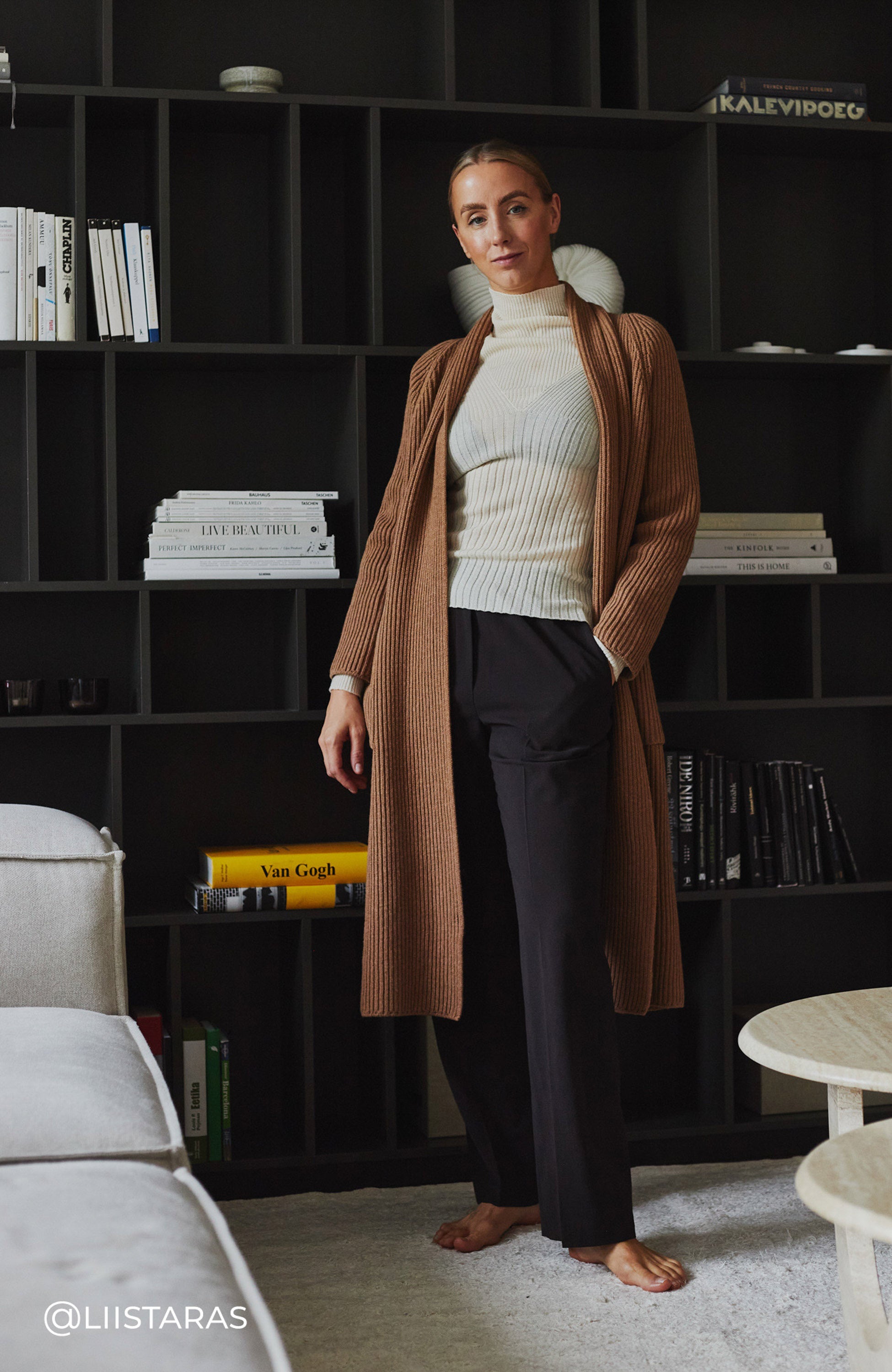 Erika cavallini Neutral Top z długim rękawem z cienkiej dzianiny image 9
