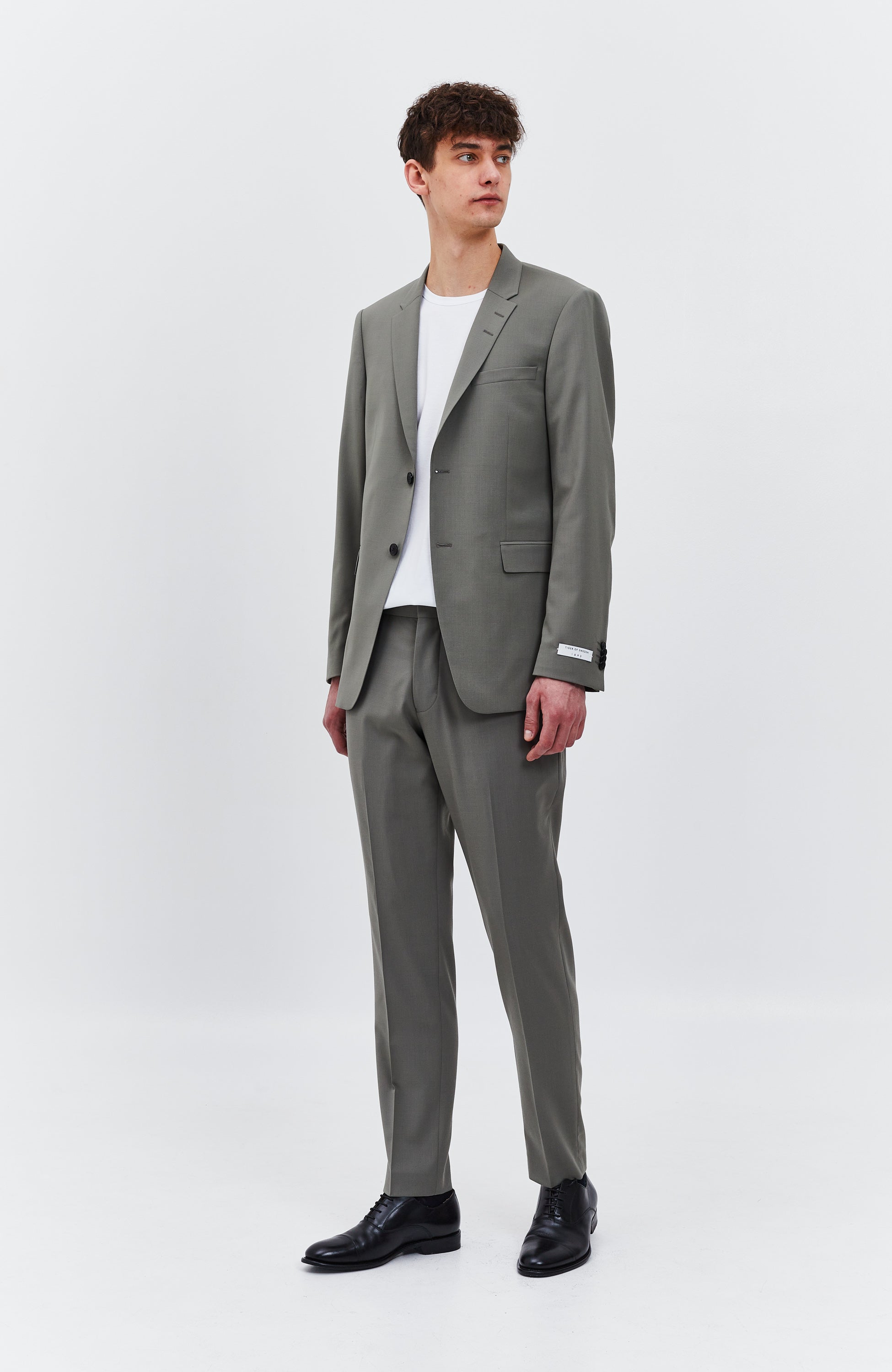 Straight-fit trousers TENUTAS