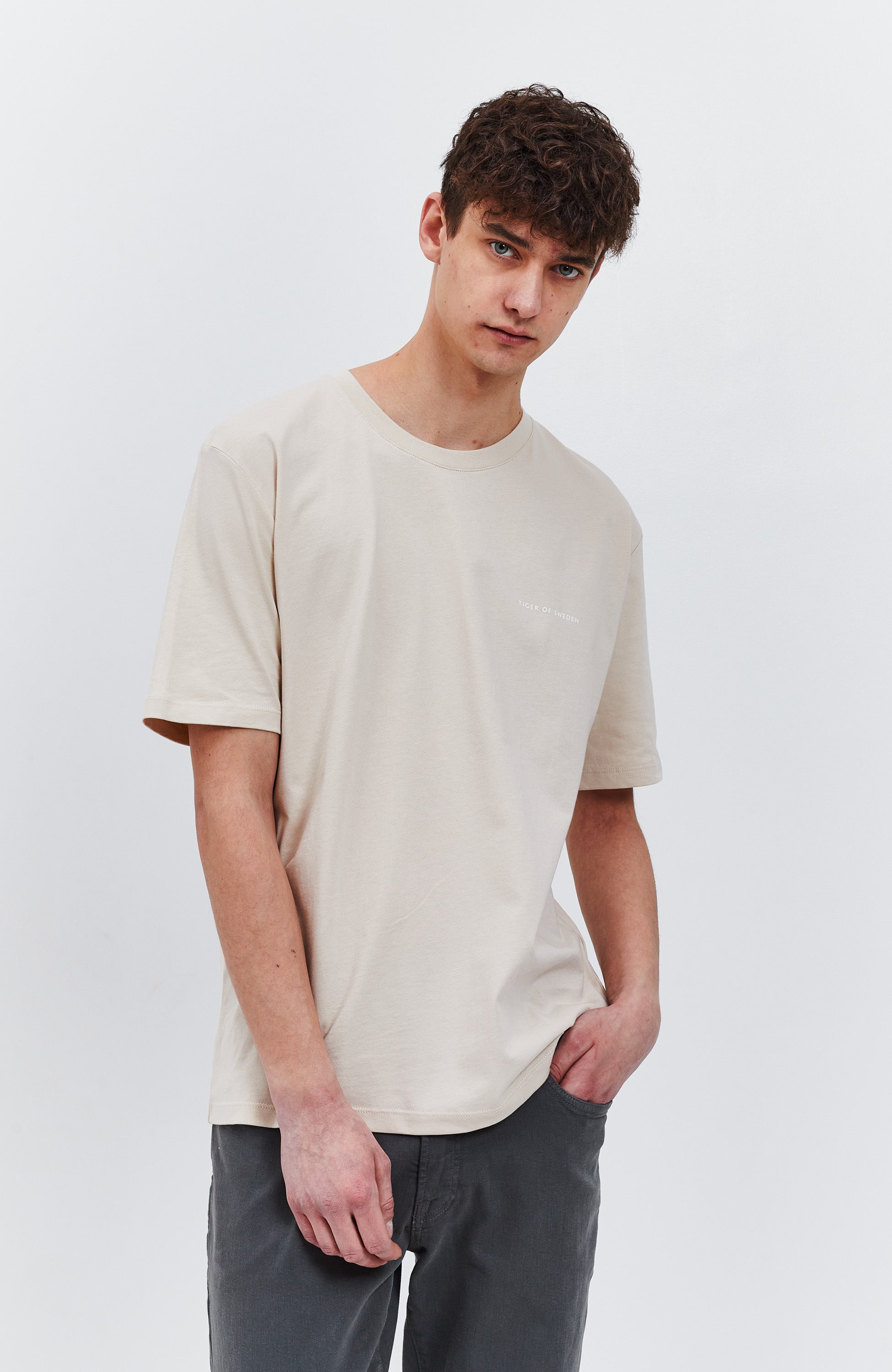 Tiger of sweden Neutral Relaxed-fit t-shirt pro image 1