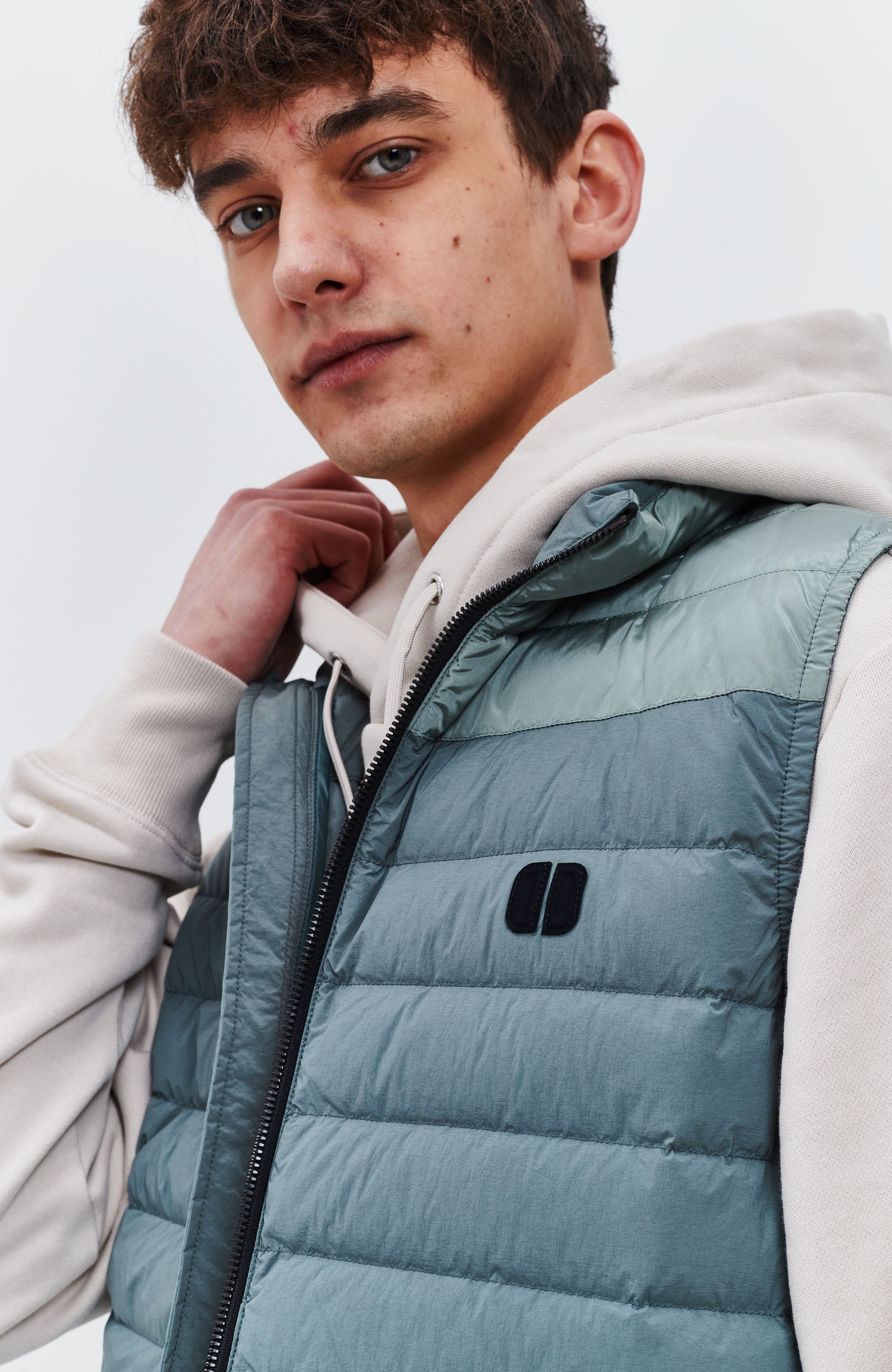 Lightweight down vest ODEN