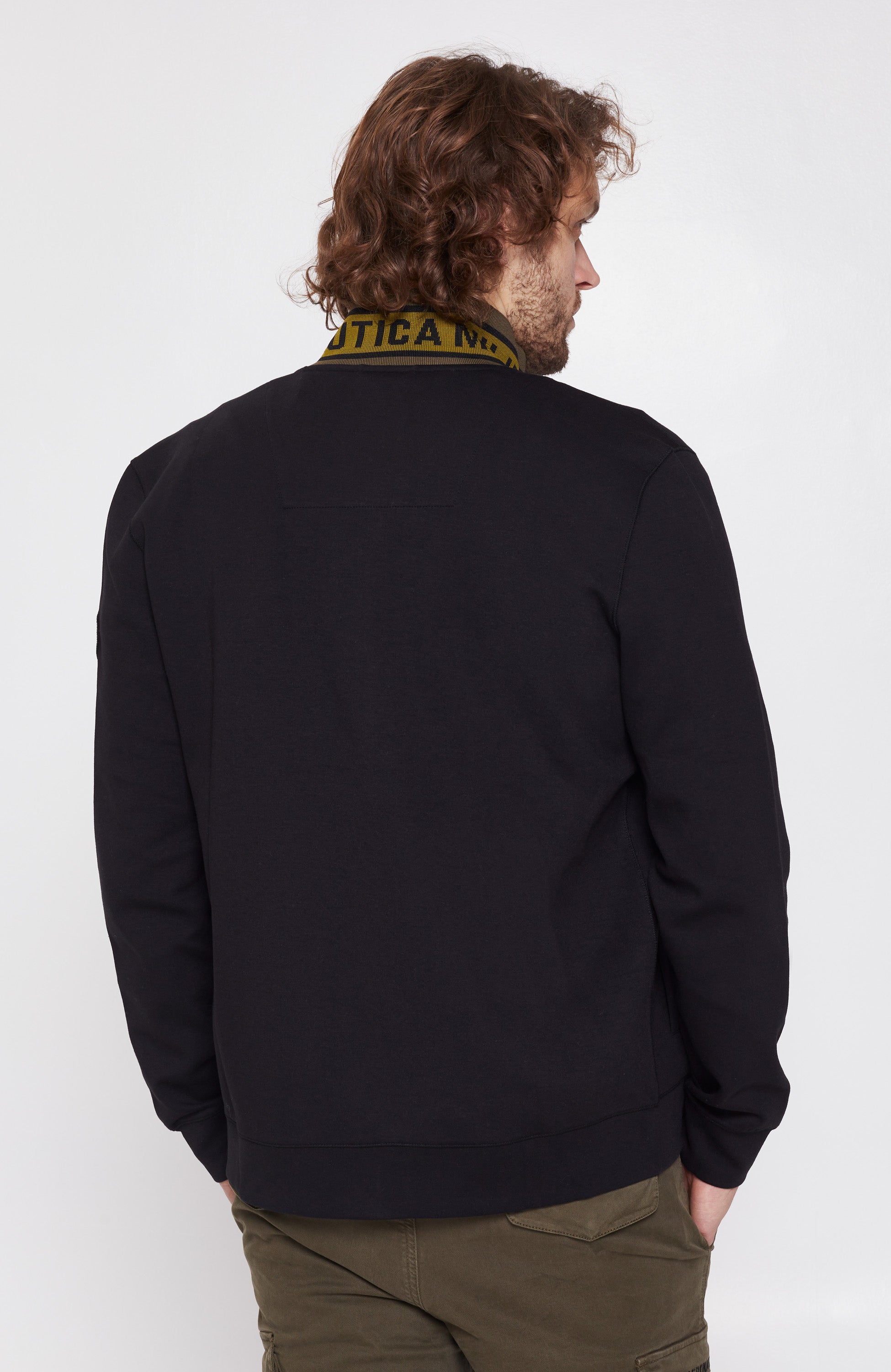 Contrast-collar zipped sweatshirt