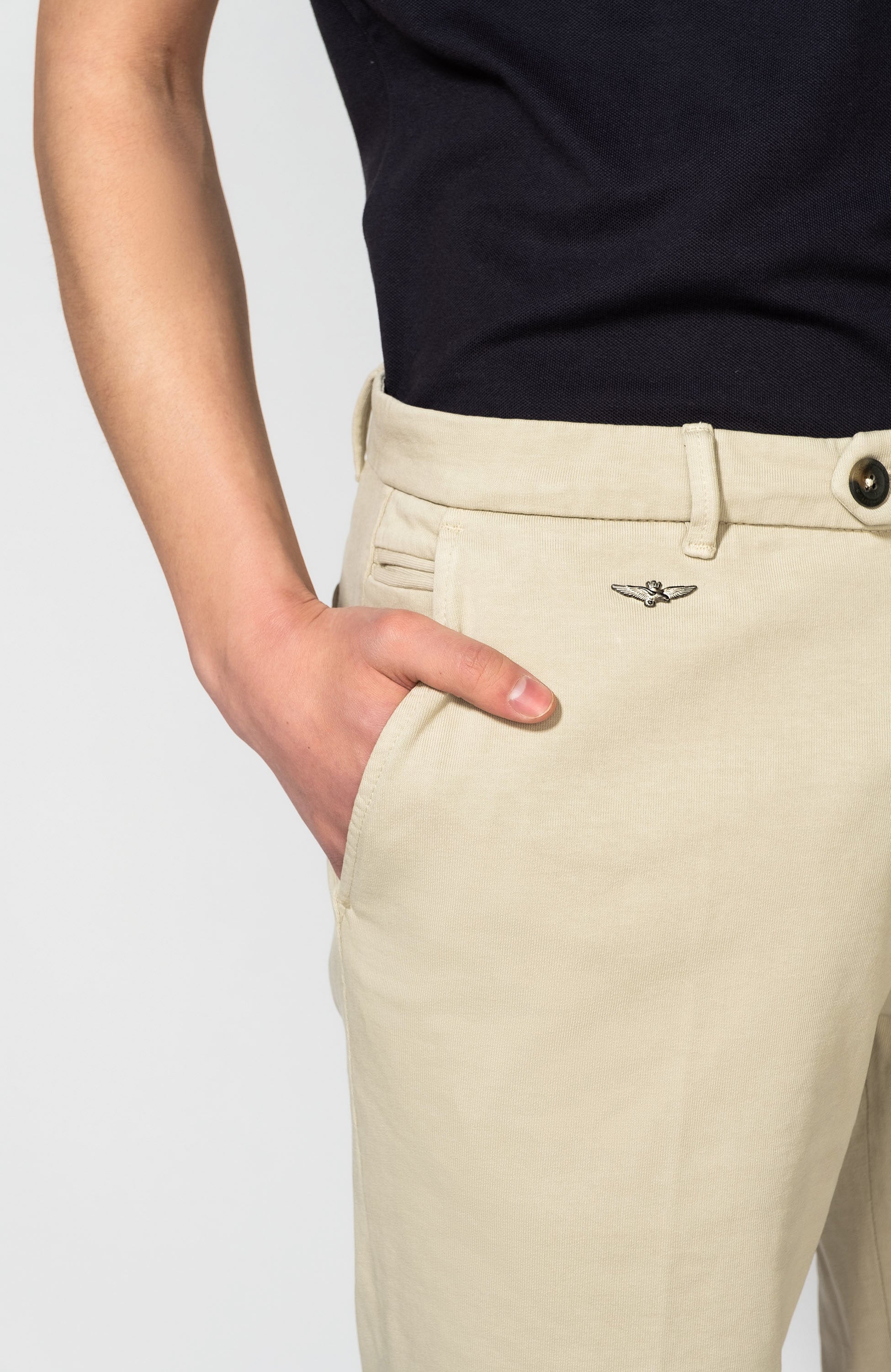 Aeronautica militare Neutral Tailored jersey shorts image 5
