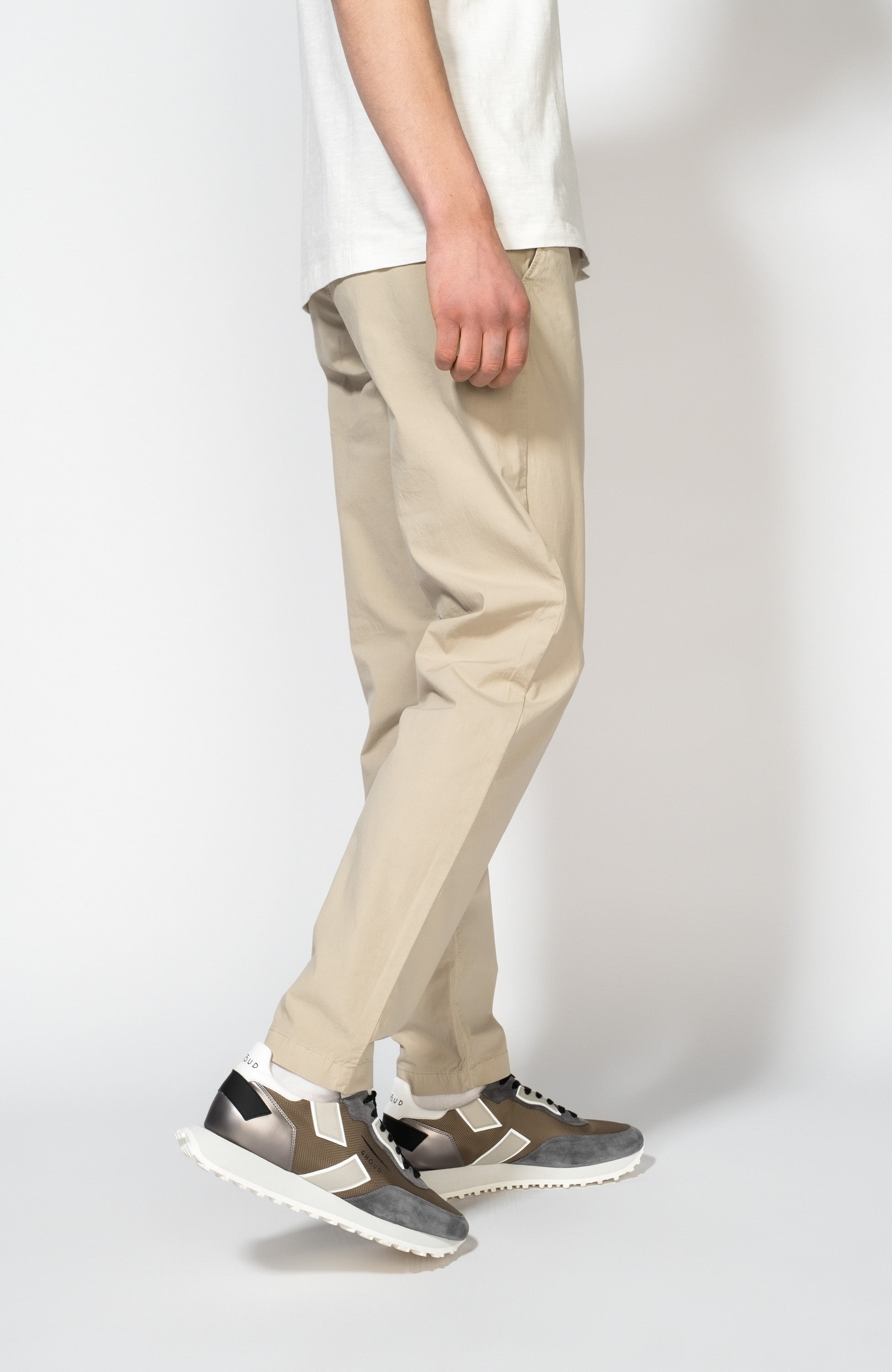 Aeronautica militare Neutral Drawstring lightweight trousers image 3
