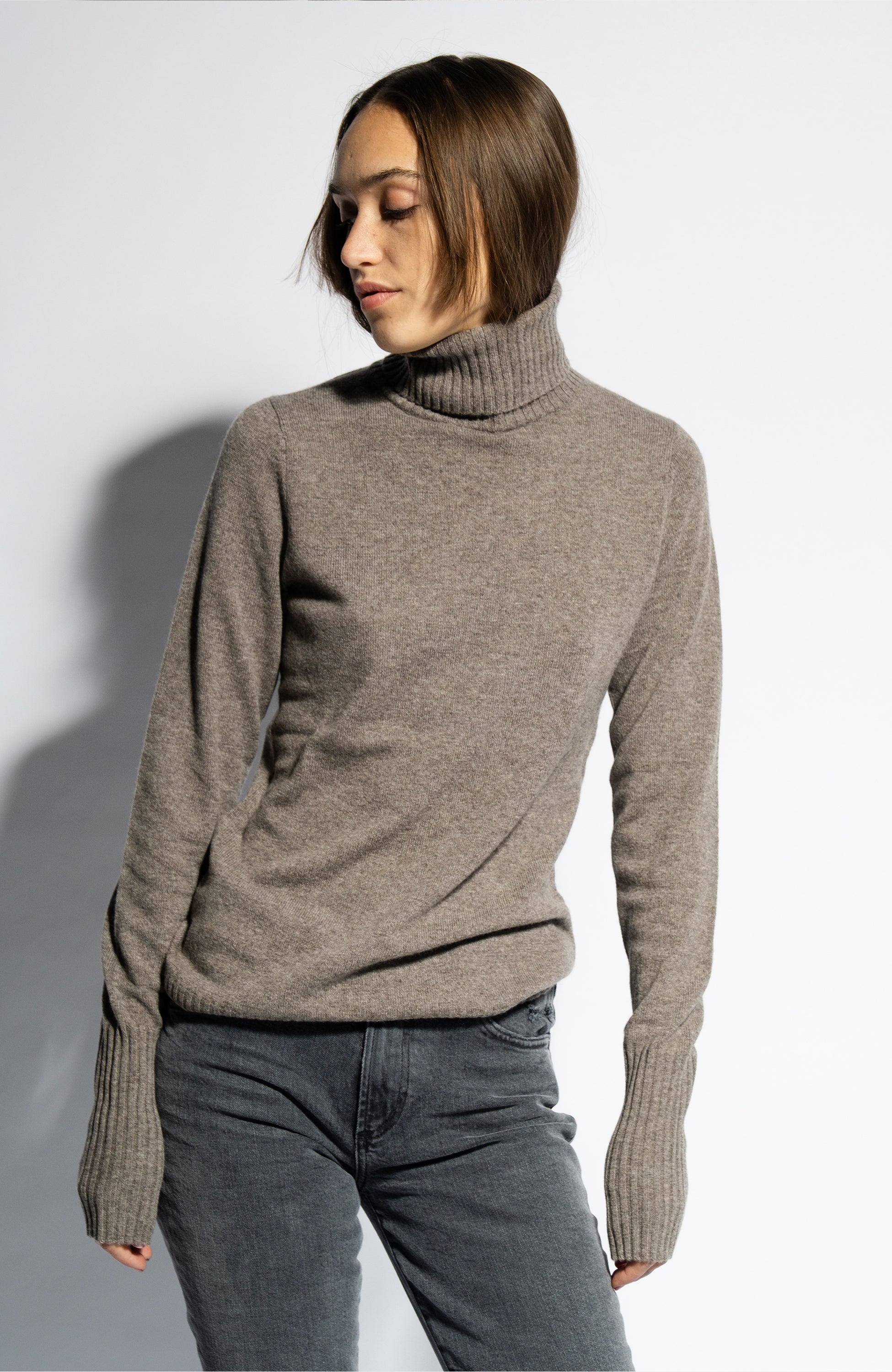 Ftc cashmere Beige Kõrge kaelusega kašmiirist sviiter image 1