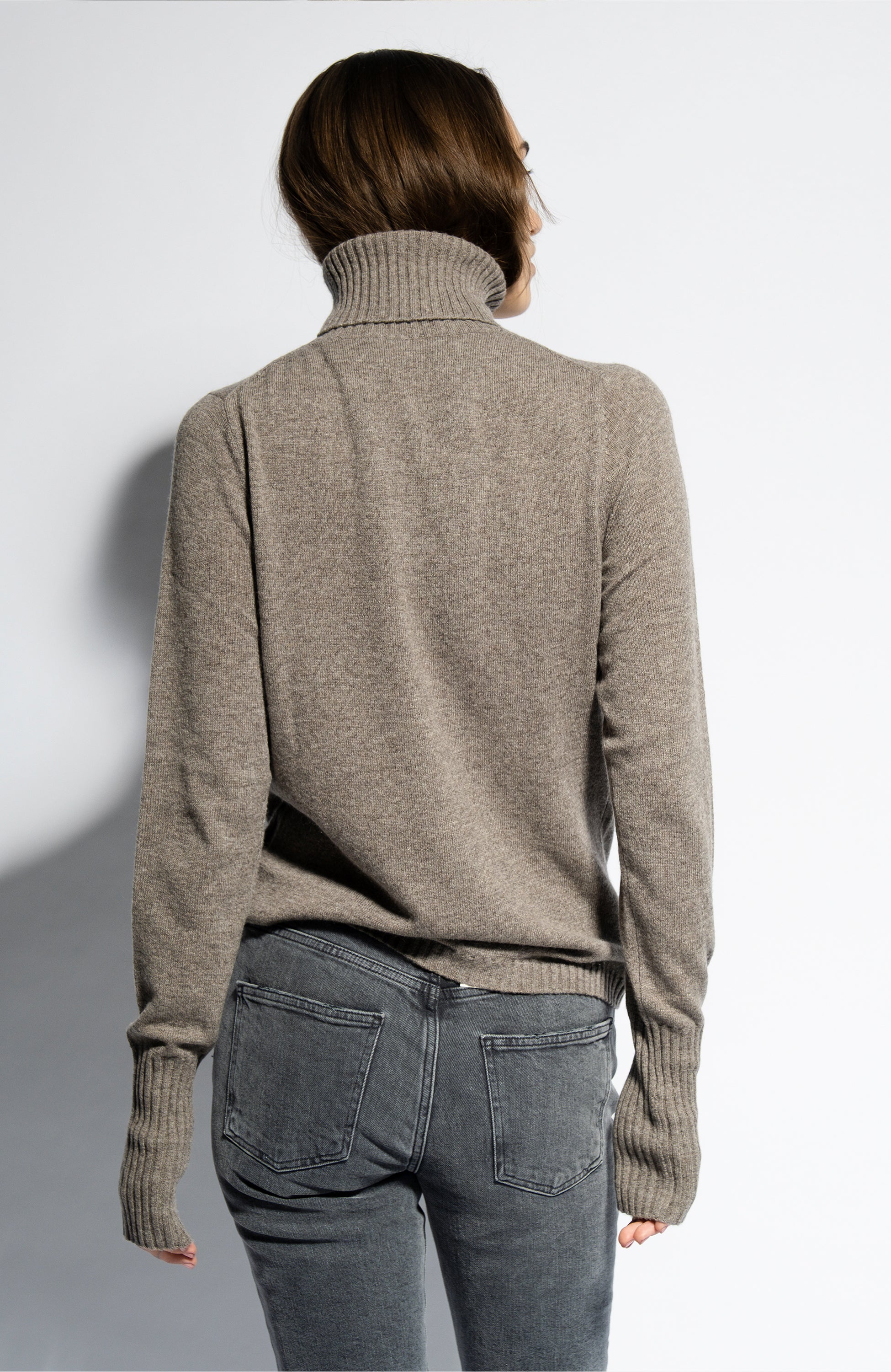 Ftc cashmere Beige Kõrge kaelusega kašmiirist sviiter image 3