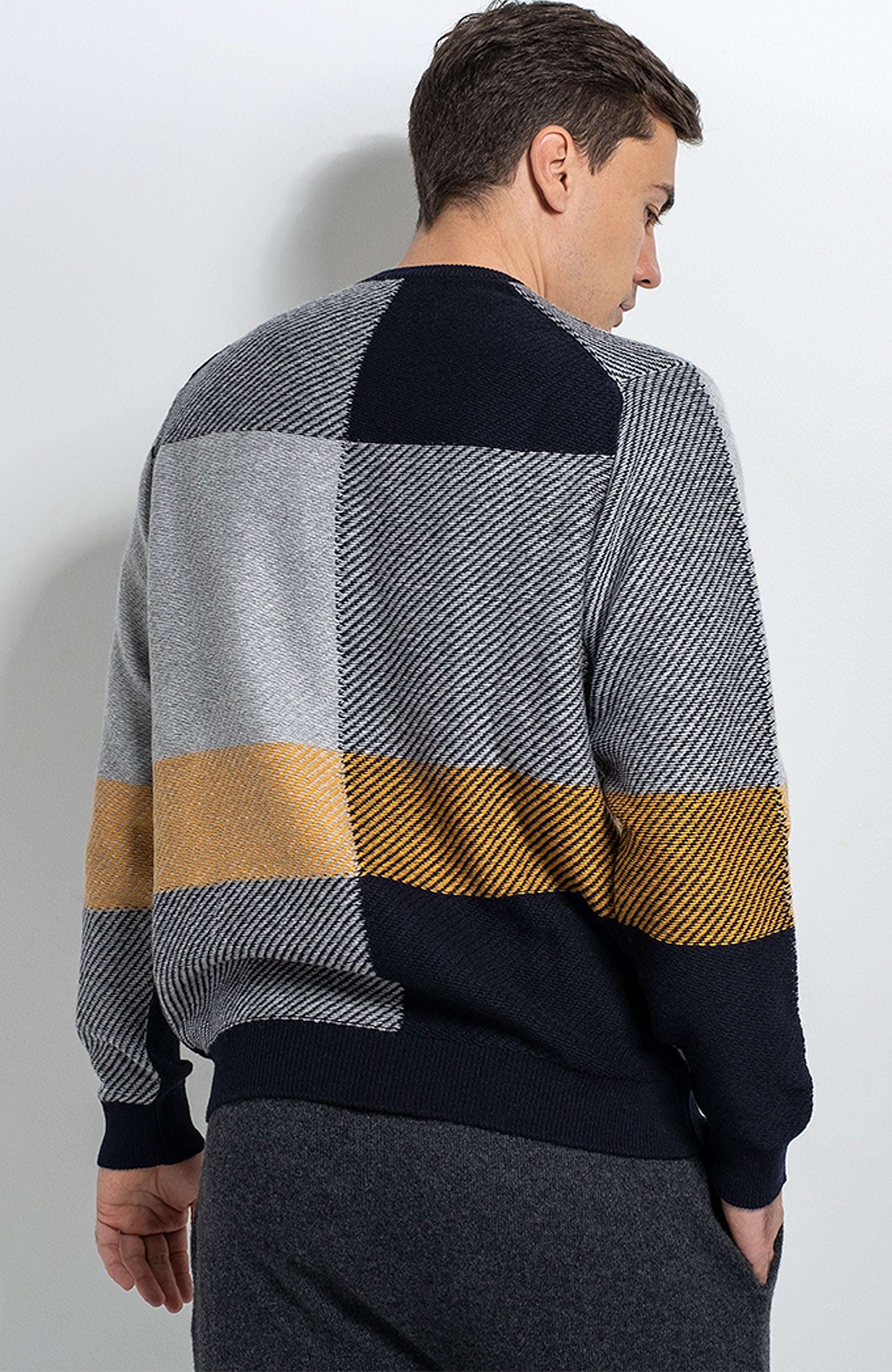 Sweter kaszmirowy