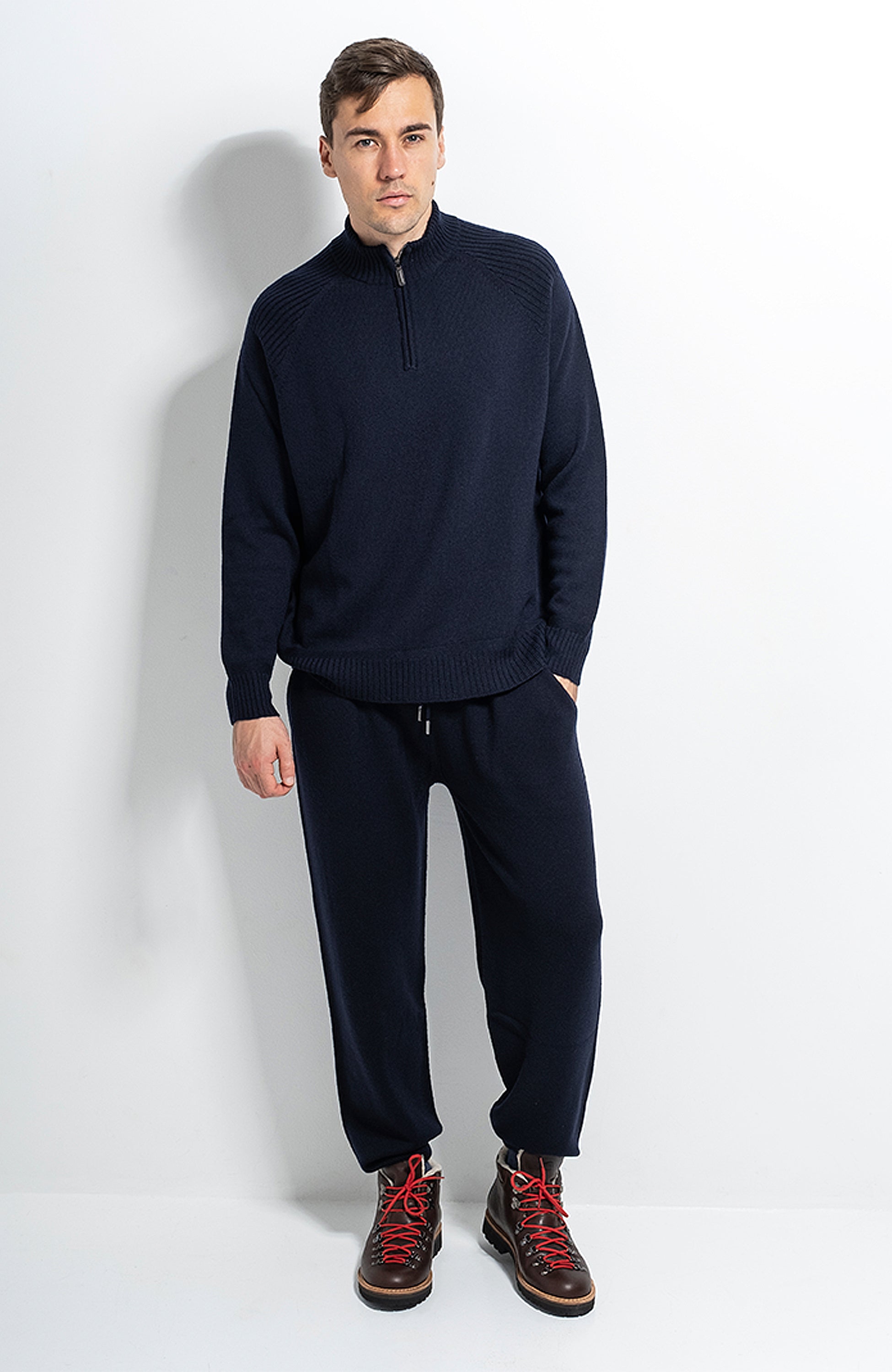 Fine merino joggers JOHNSTONS OF ELGINFine merino joggers JOHNSTONS OF ELGIN