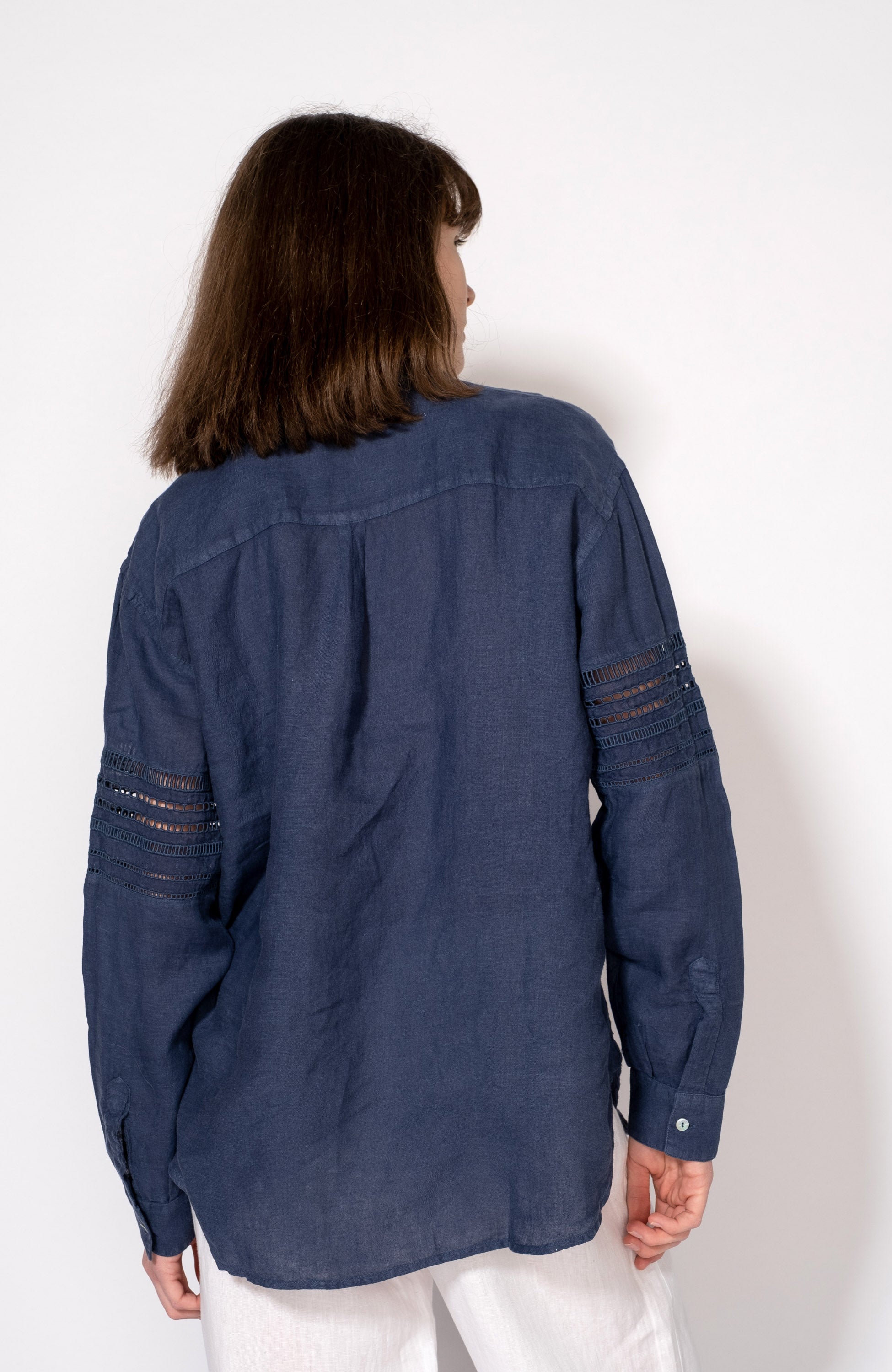 120% lino Navy Long sleeve embroidered linen shirt image 3