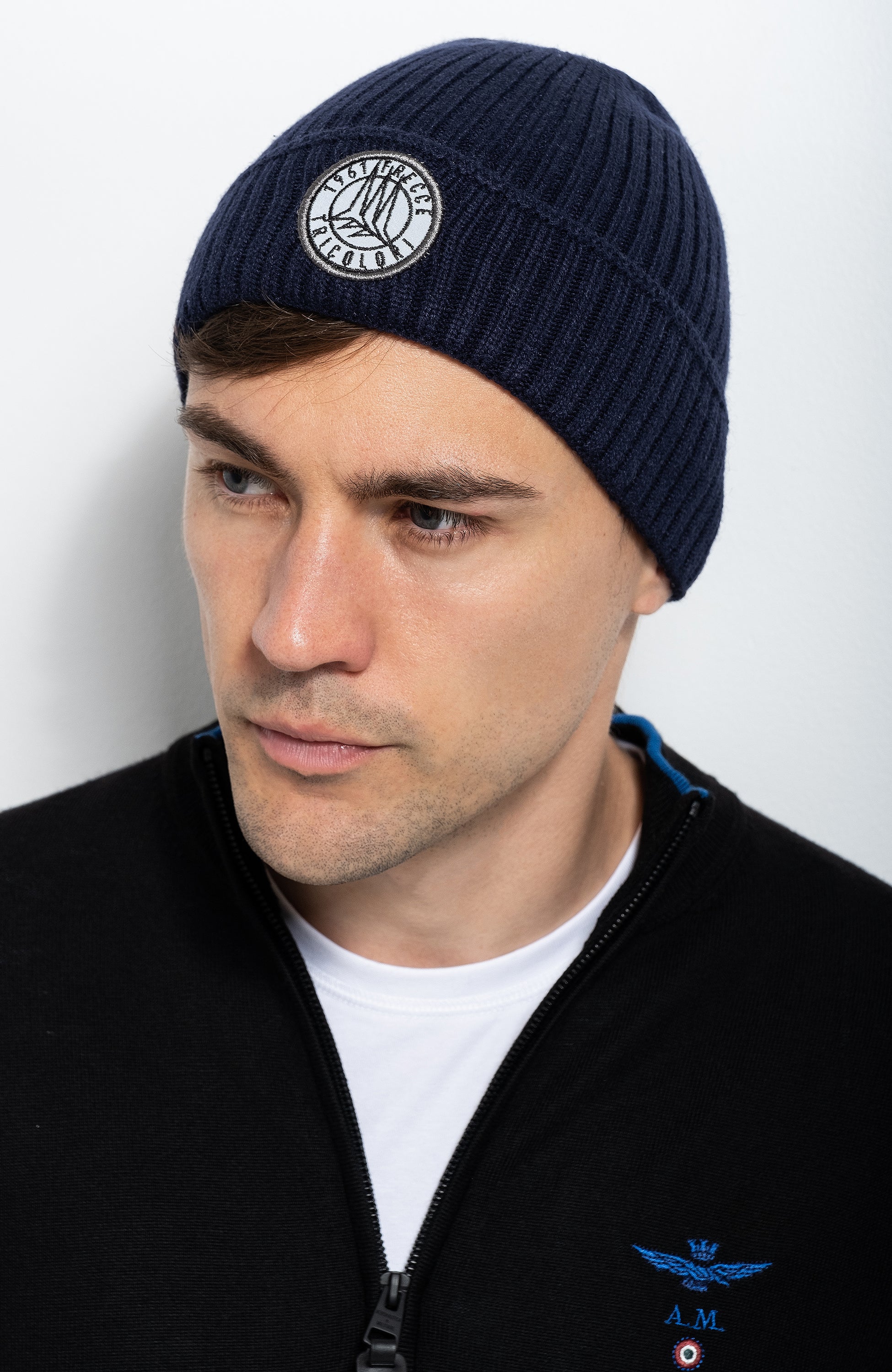 Reflect-patch beanie