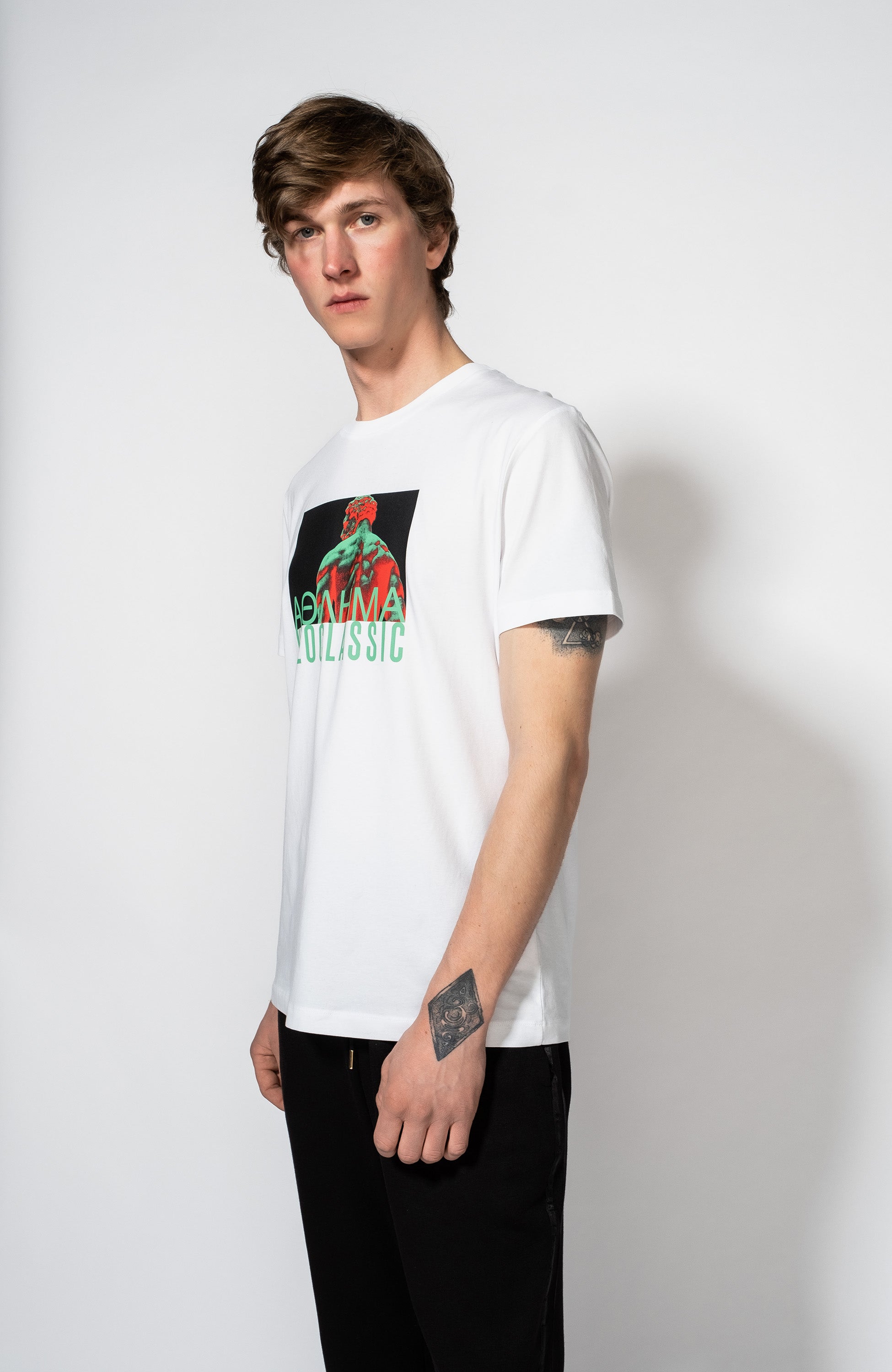 Dirk bikkembergs White T-särk kontrastse trükiga image 2