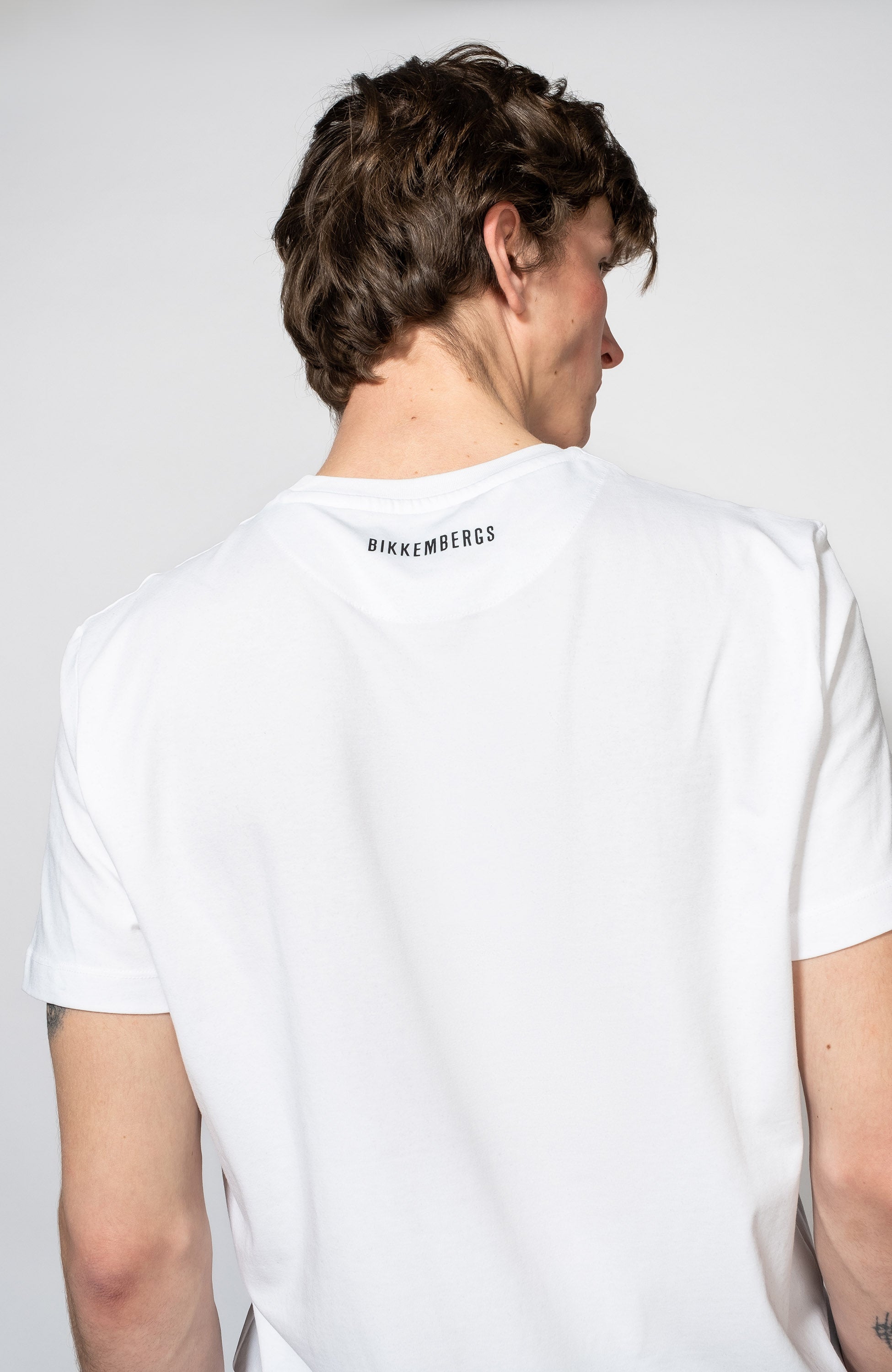 Dirk bikkembergs White T-särk kontrastse trükiga image 5