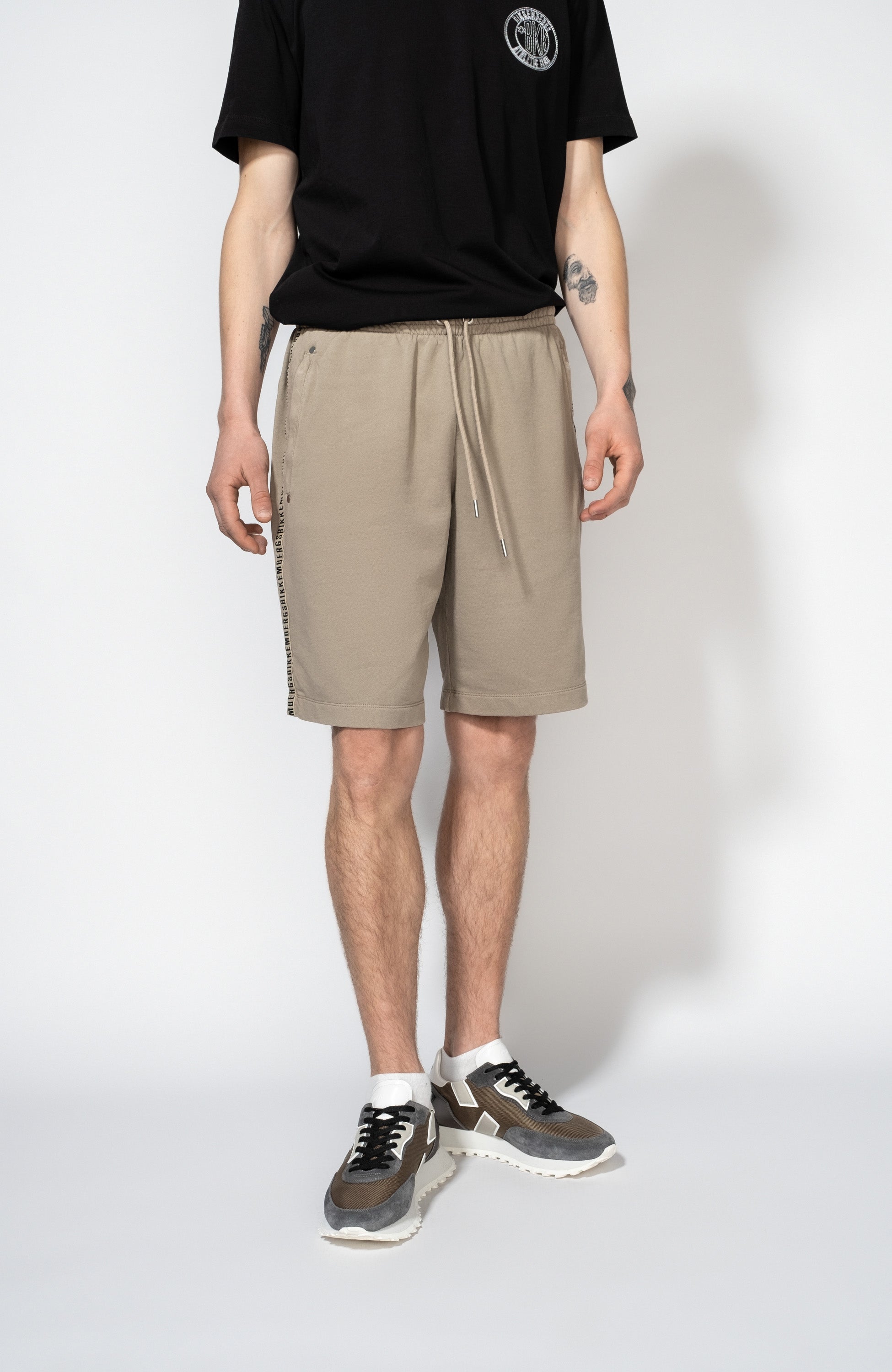 Dirk bikkembergs Beige Logo side-stripe jersey shorts image 2