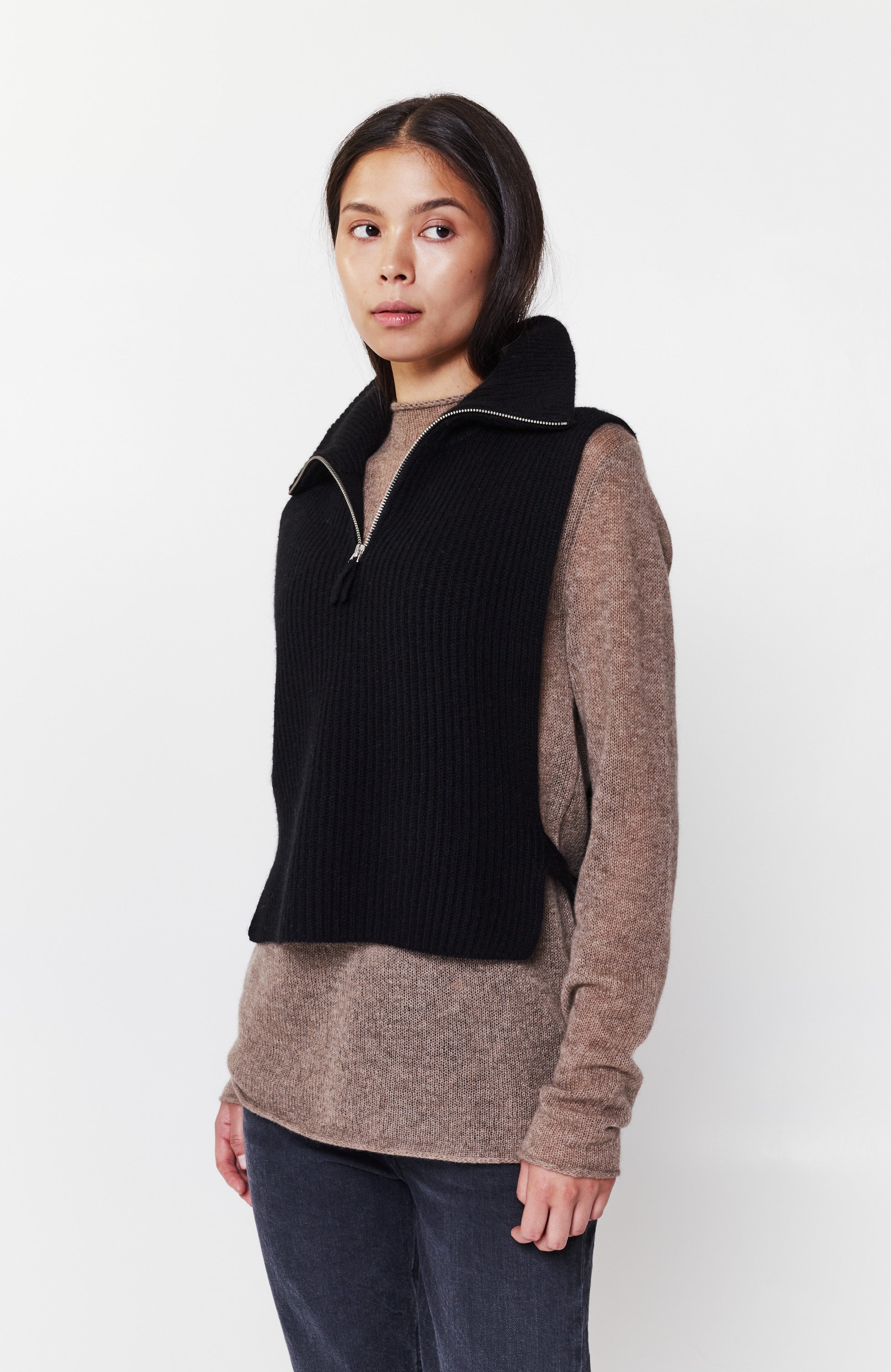 Ftc cashmere Black Highneck zipped vest image 3