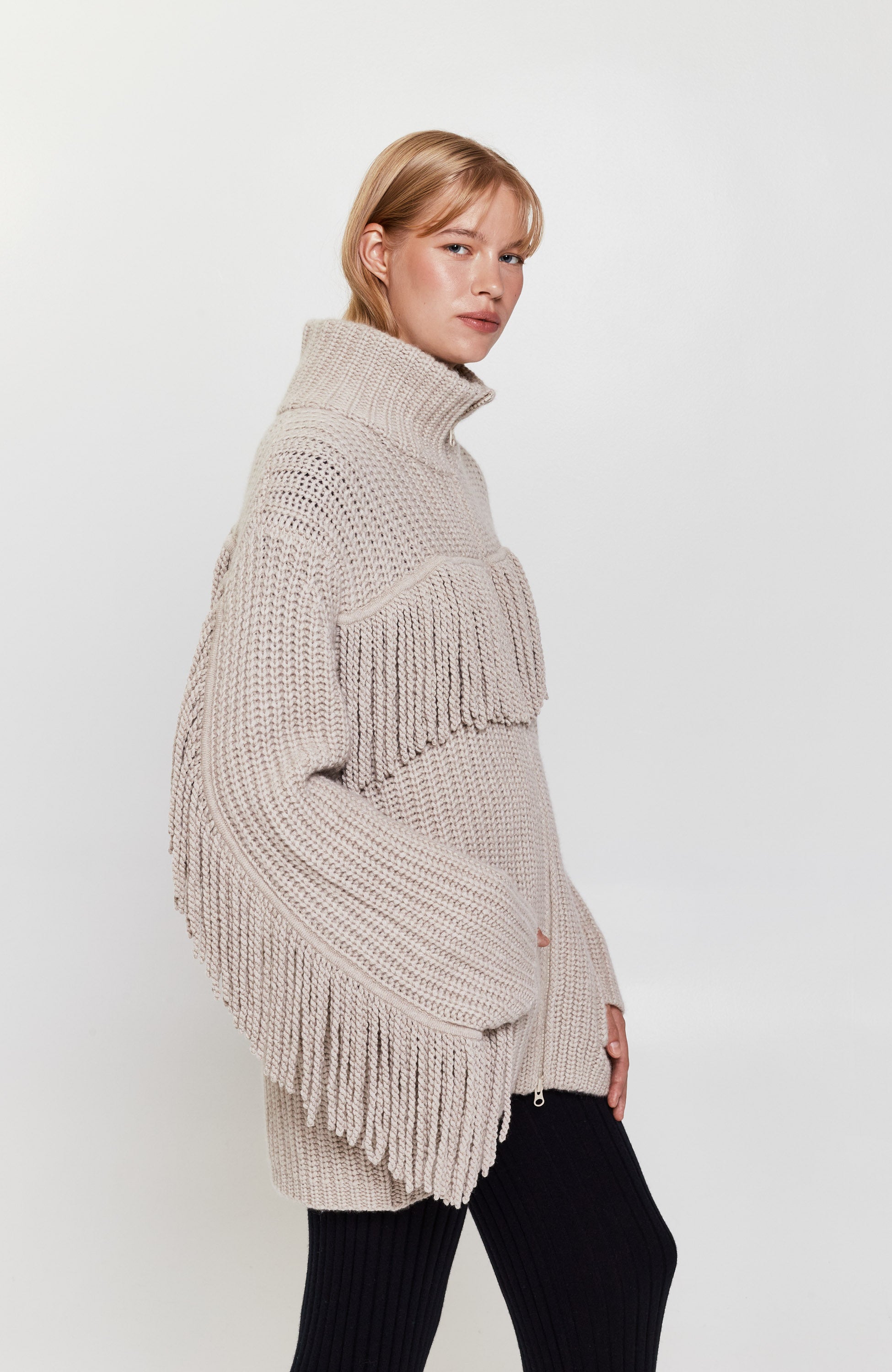 Lisa yang Neutral Fringed knit cardigan elisa image 5