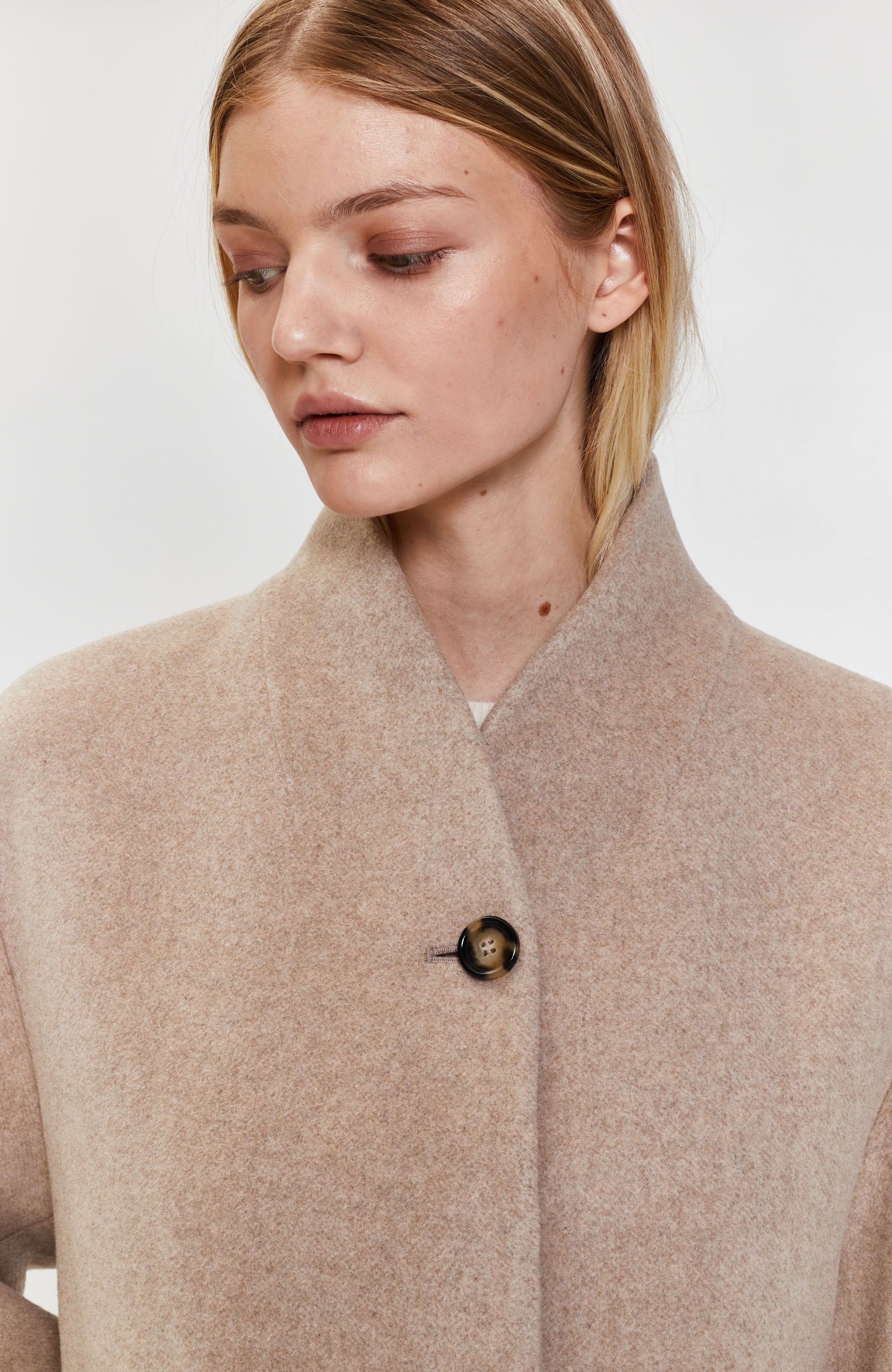 House of dagmar Beige Belted relaxed coat cameron image 7