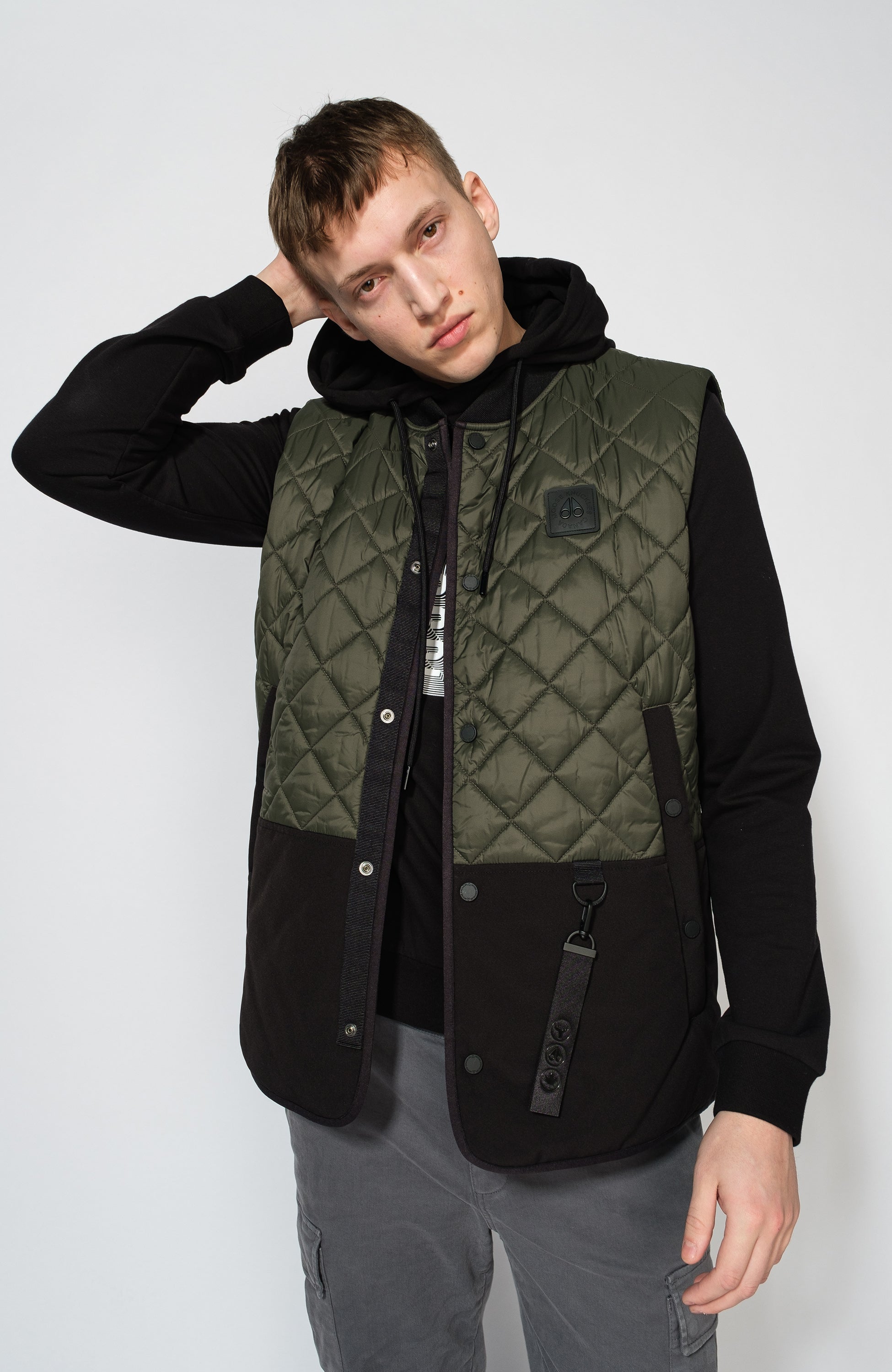 Logo-patch padded vest CLEARWATER