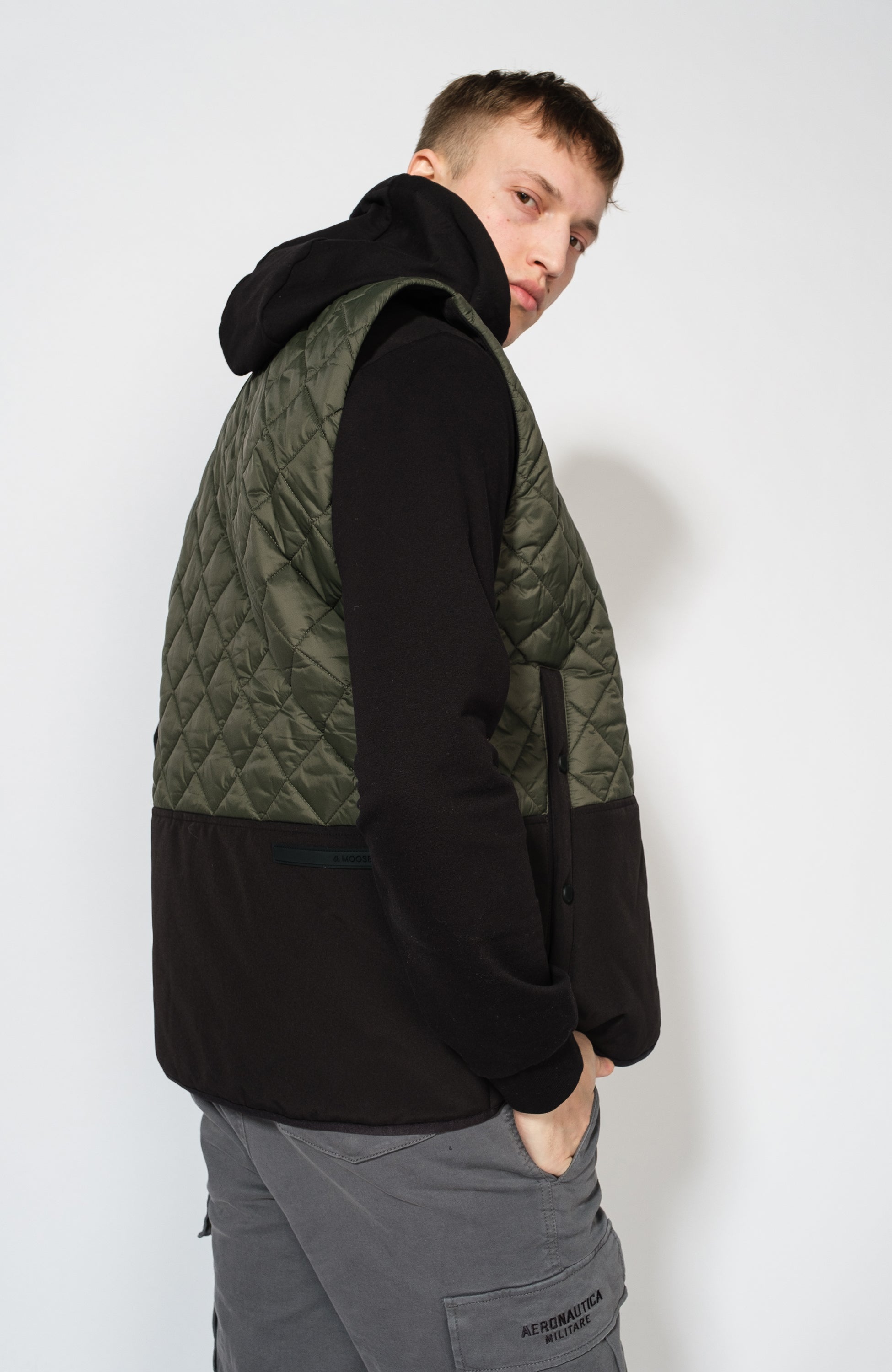Moose knuckles Green Tepitud vest logo embleemiga clearwater image 5