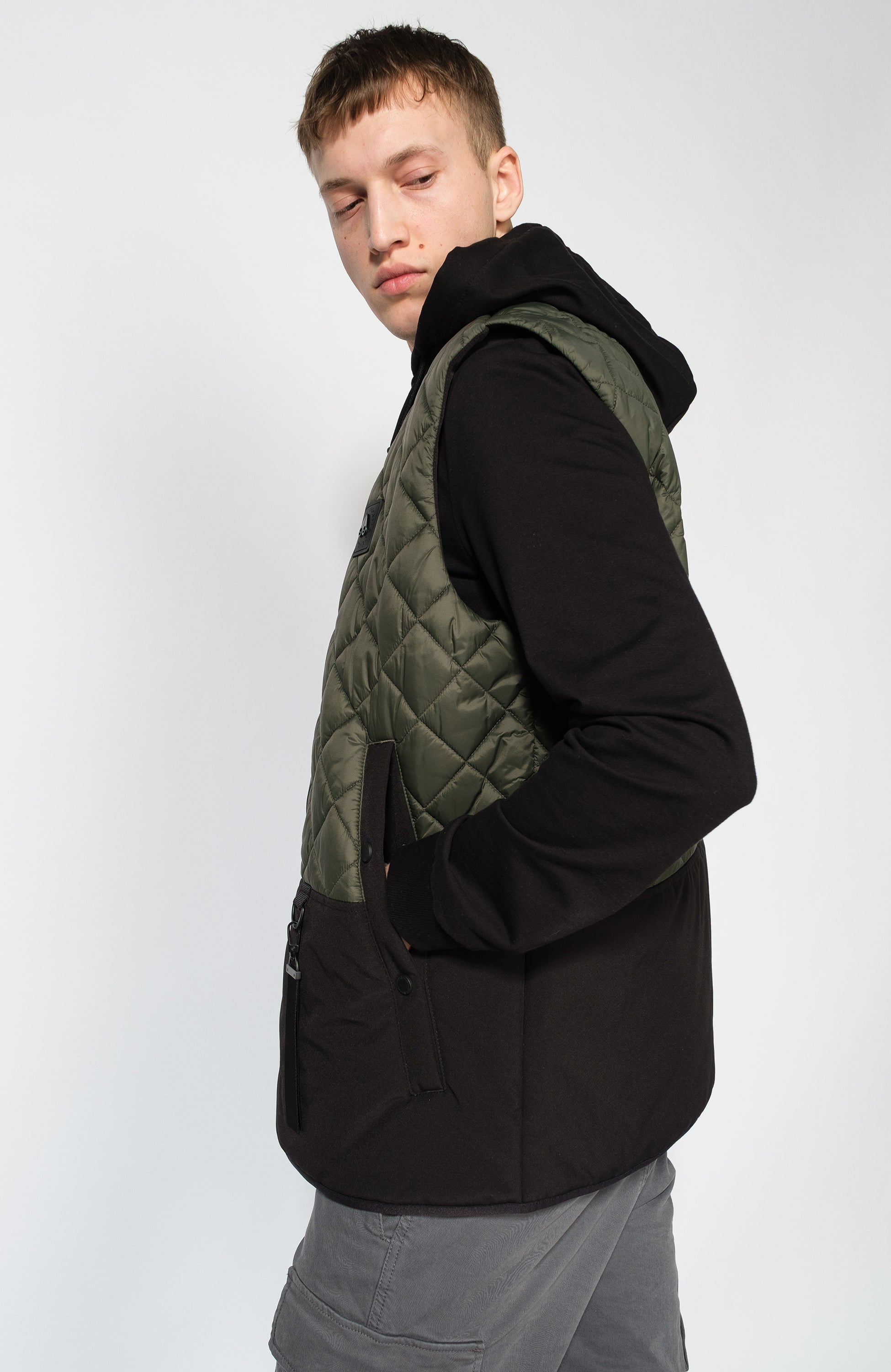 Moose knuckles Green Tepitud vest logo embleemiga clearwater image 4