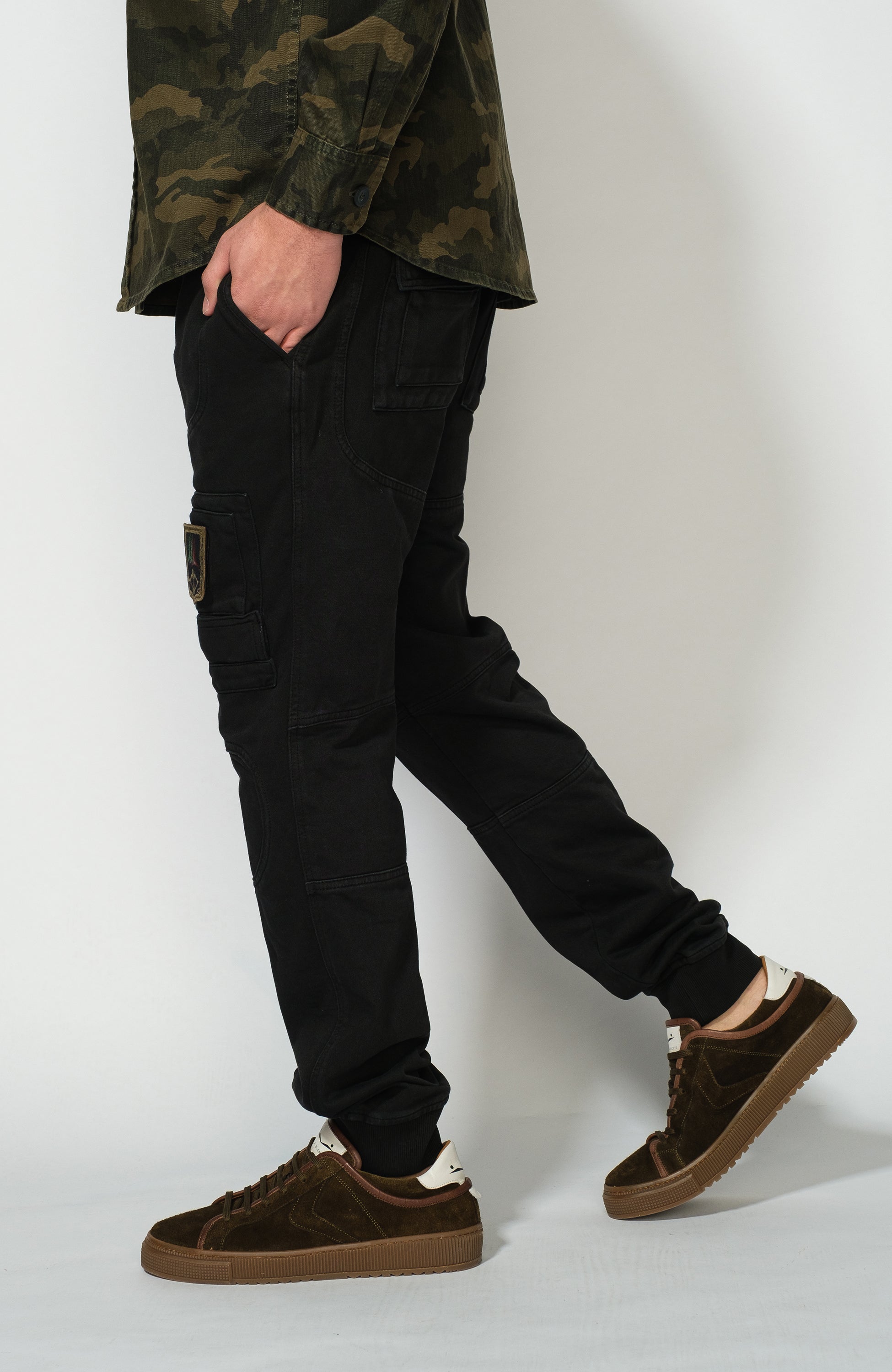 Aeronautica militare Black Multipocket jersey trousers image 3