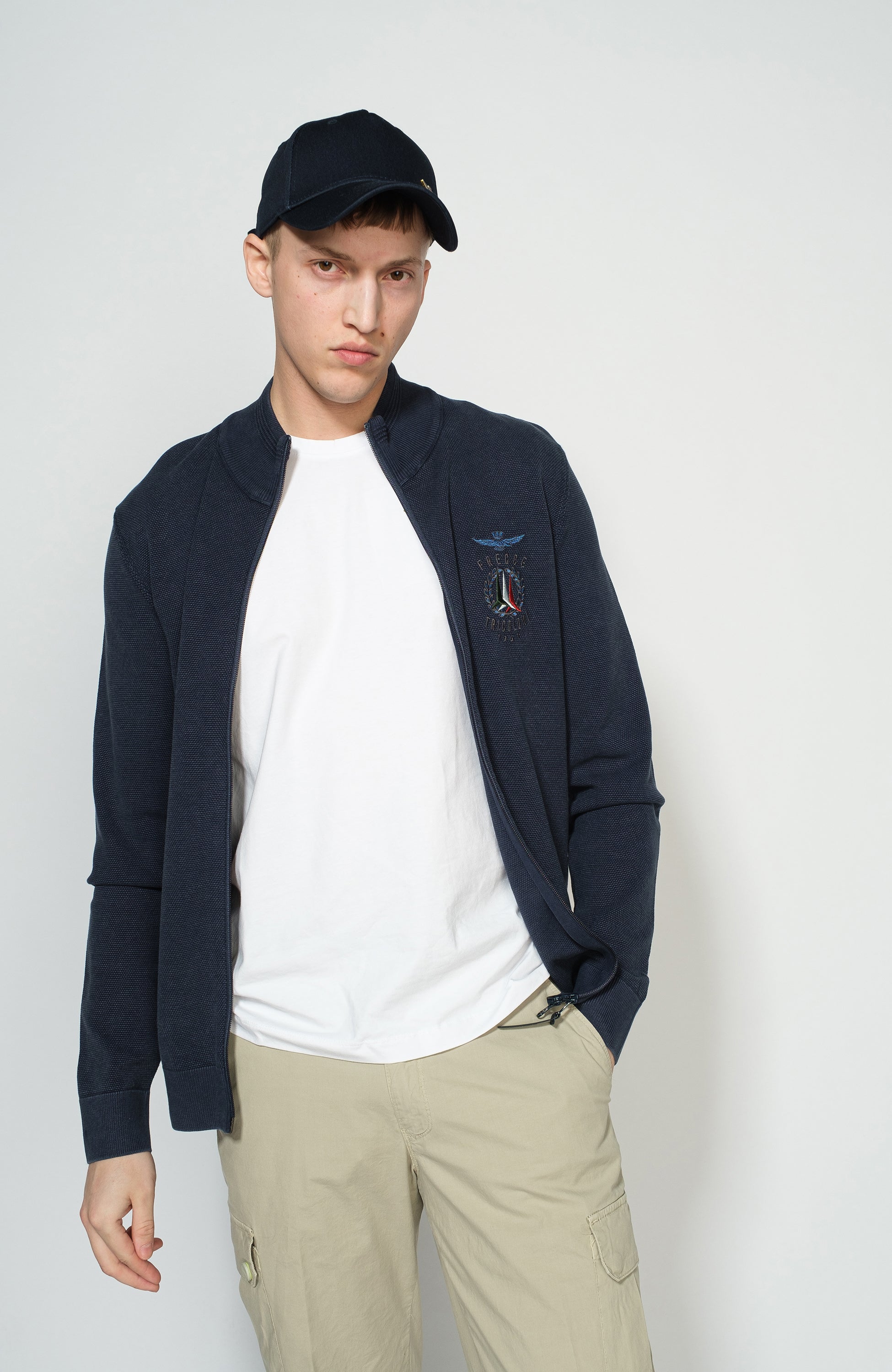 Logo-embroidered zipped cardigan