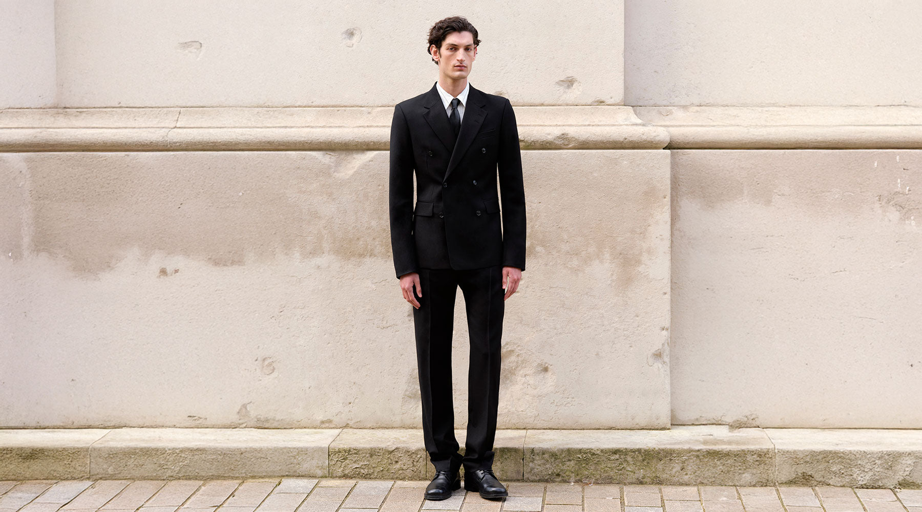 How to Wear a Suit