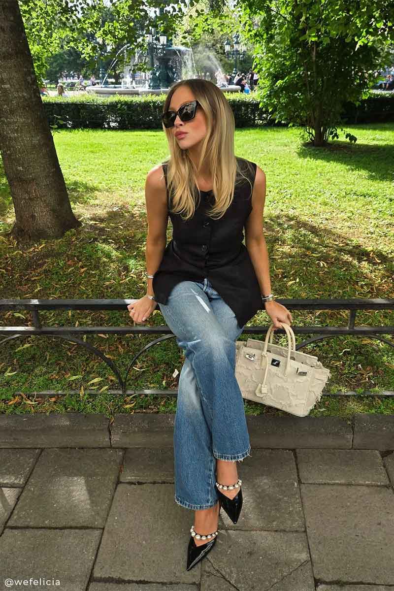 Tailored squared top and Baggy fit denim jeans