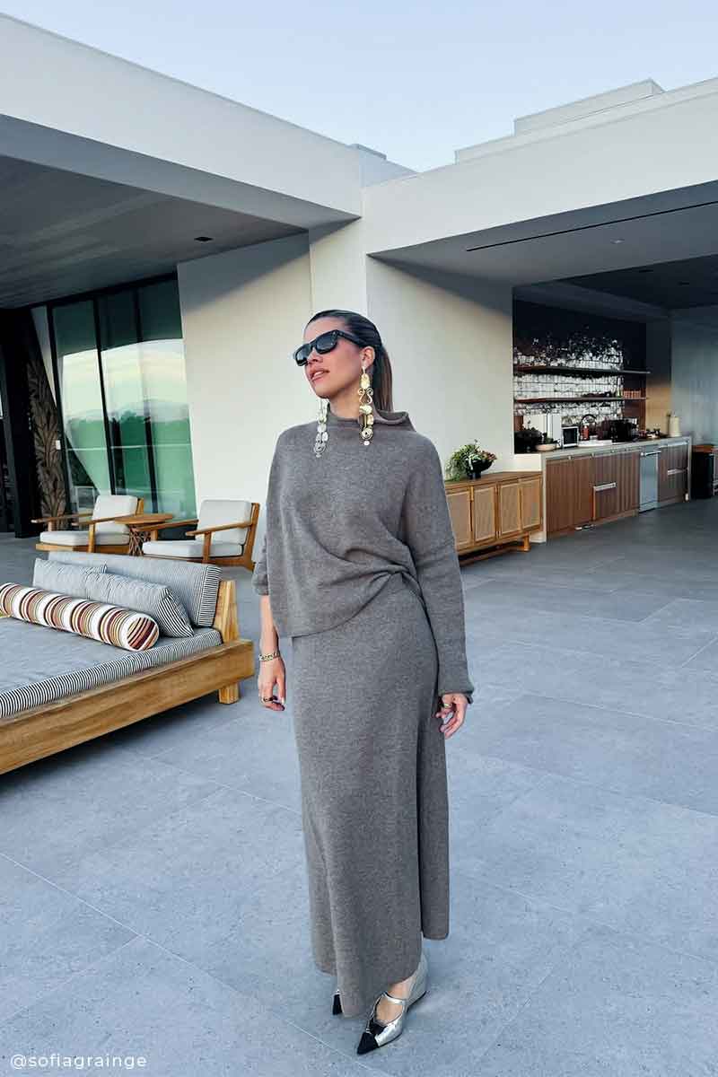 Rollneck cashmere sweater SANDY and Cashmere midi skirt ELIN