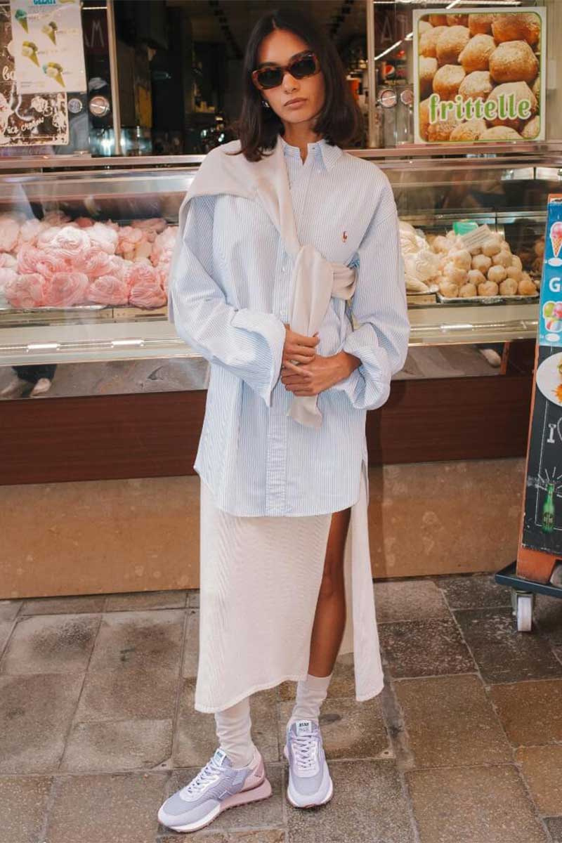 Cargo-pocket midi skirt and Two-color tone suede sneakers RUSH ONE LOW