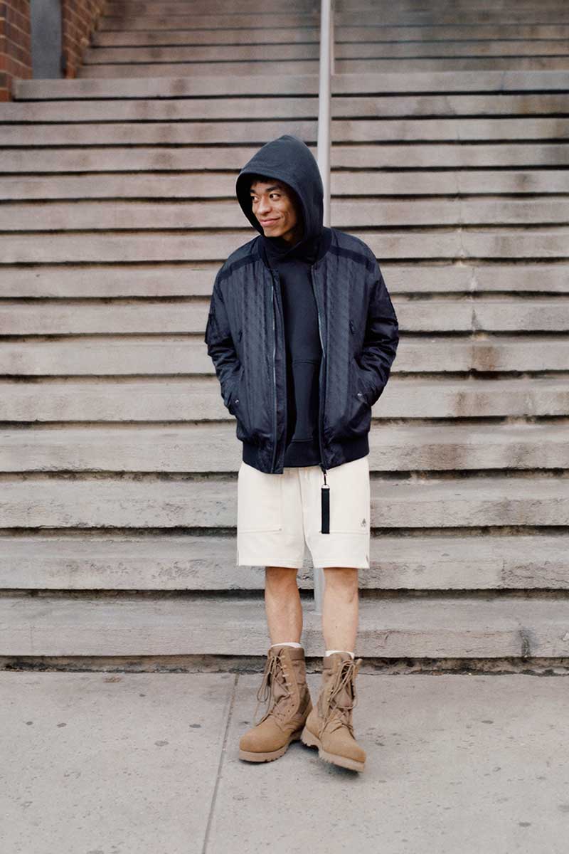 Graphic-pattern hoodie DAMIEN and Cargo cotton shorts HARTSFIELD