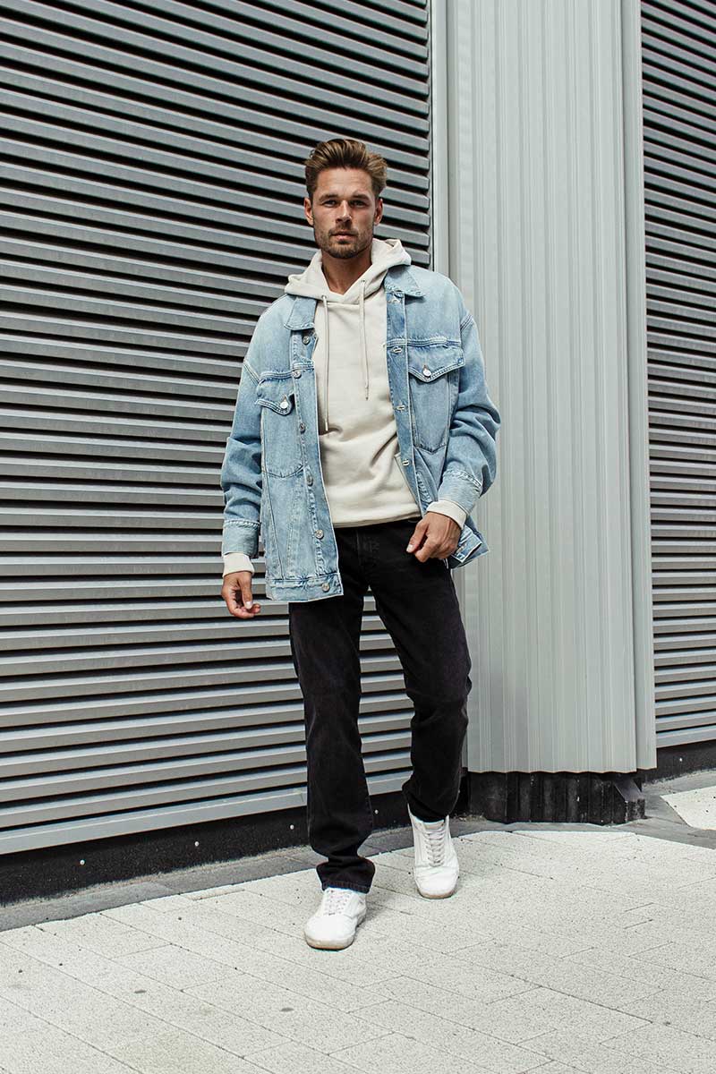 Oversize fleece hoodie TILDE and Slim-fit jeans PISTOLERO