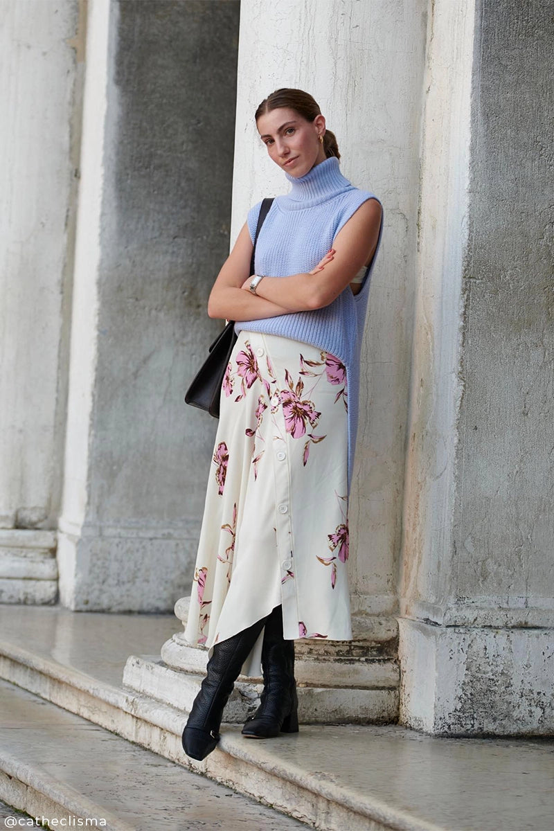 Rollneck knitted vest and Flared midi skirt EDWIGE