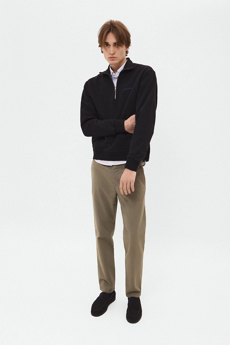 Half-zip sweatshirt MARLON and Casual chino-fit trousers CAIDON