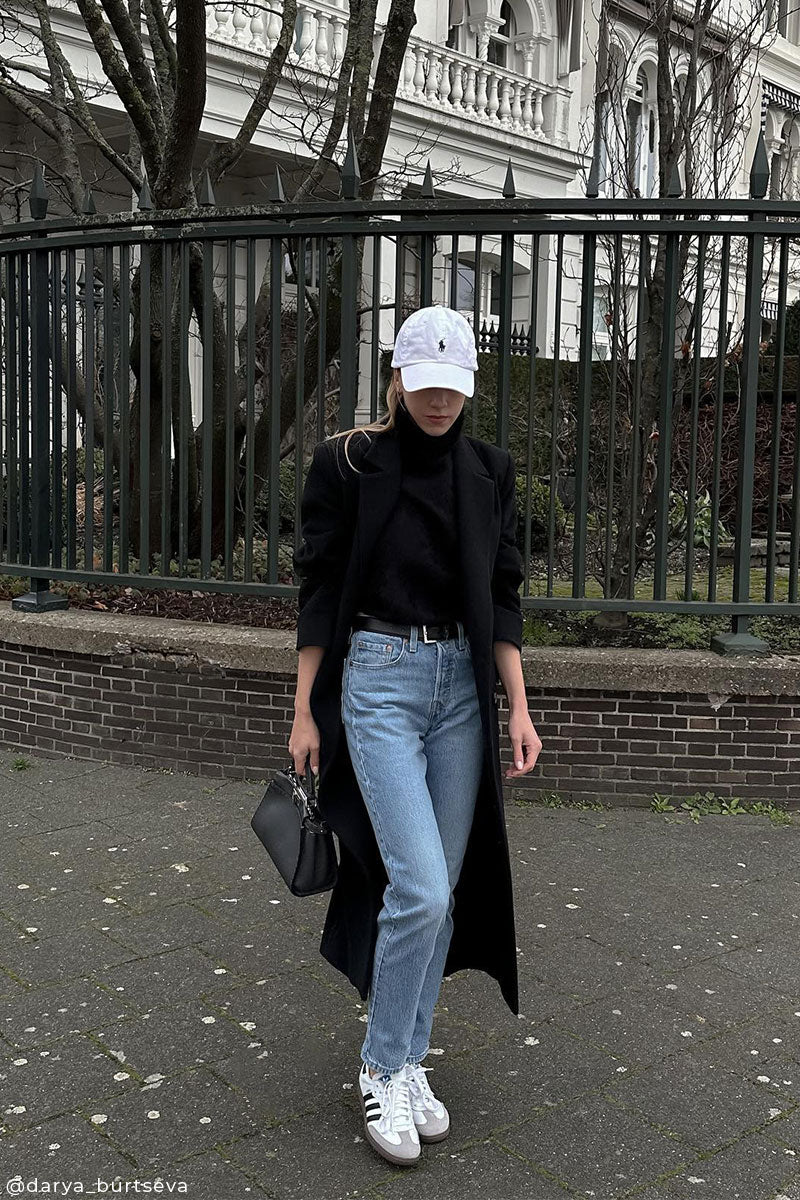 Double-breasted wool coat ANISSA and Baggy fit denim jeans