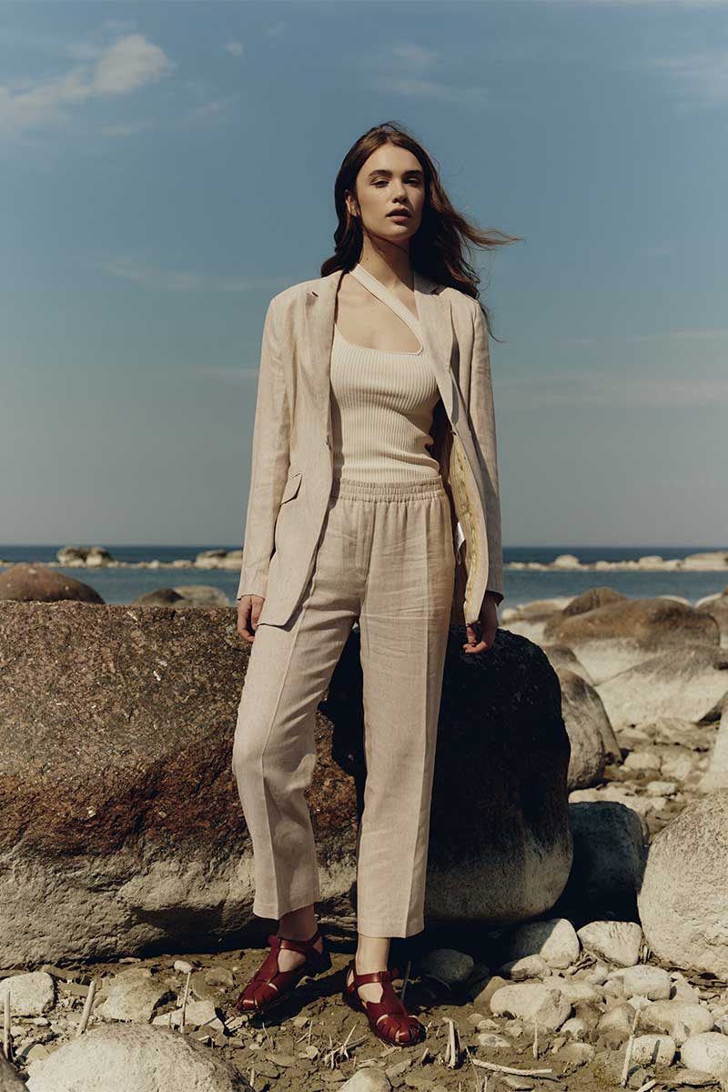 Belted linen blazer and Straight linen trousers