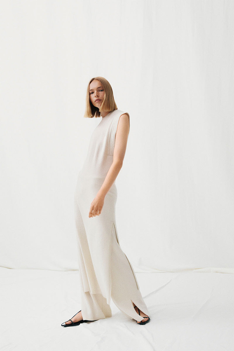 Side-slit maxi dress SUSANNA and Woven slingback sandals BARANA