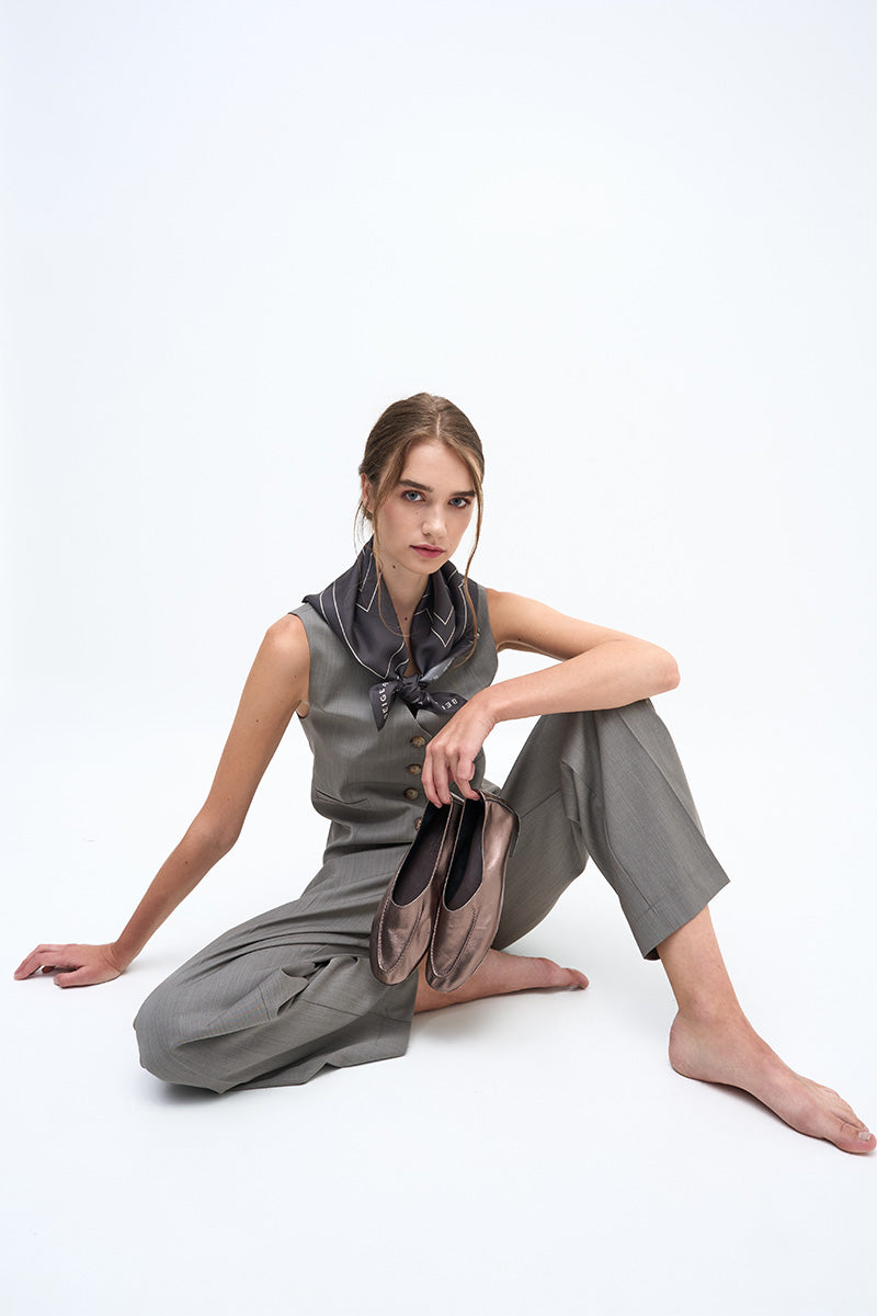 Wide-leg suit trousers and Metallic-effect loafers JULIOL